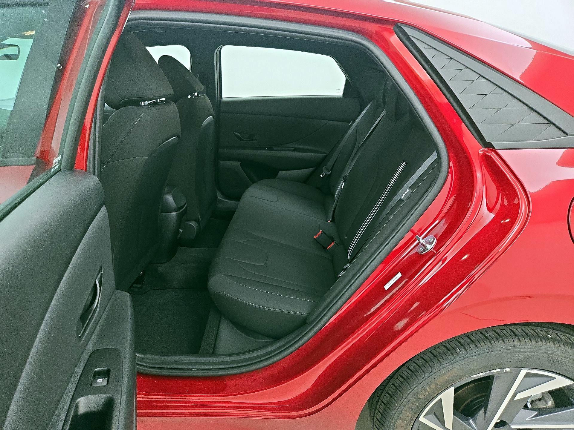 Thumbnail: 2025 Hyundai Elantra - 19