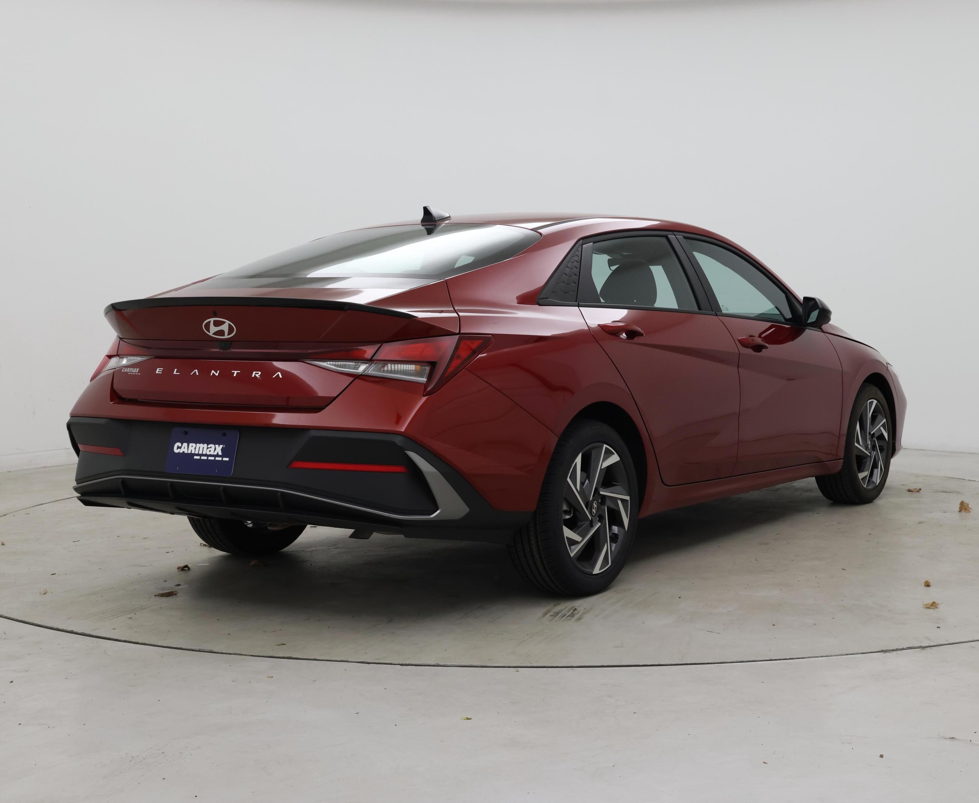 Thumbnail: 2025 Hyundai Elantra - 8