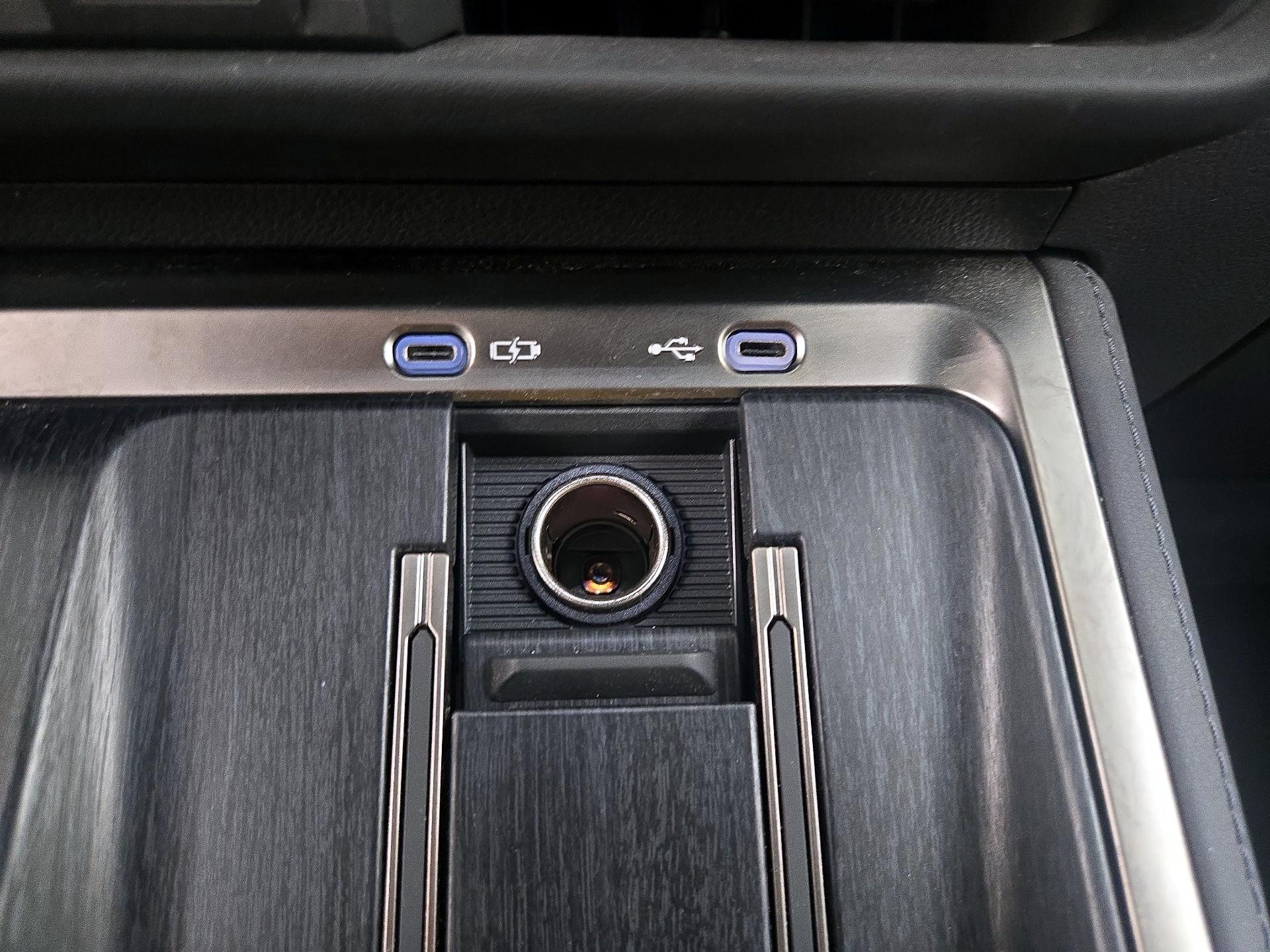 Thumbnail: 2024 Lexus GX - 19