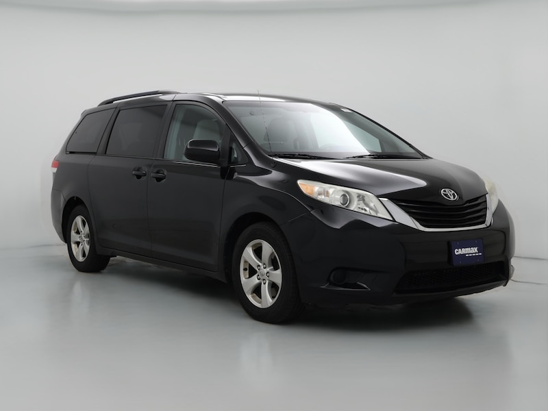 2014 Toyota Sienna LE -
                  Newport News, VA