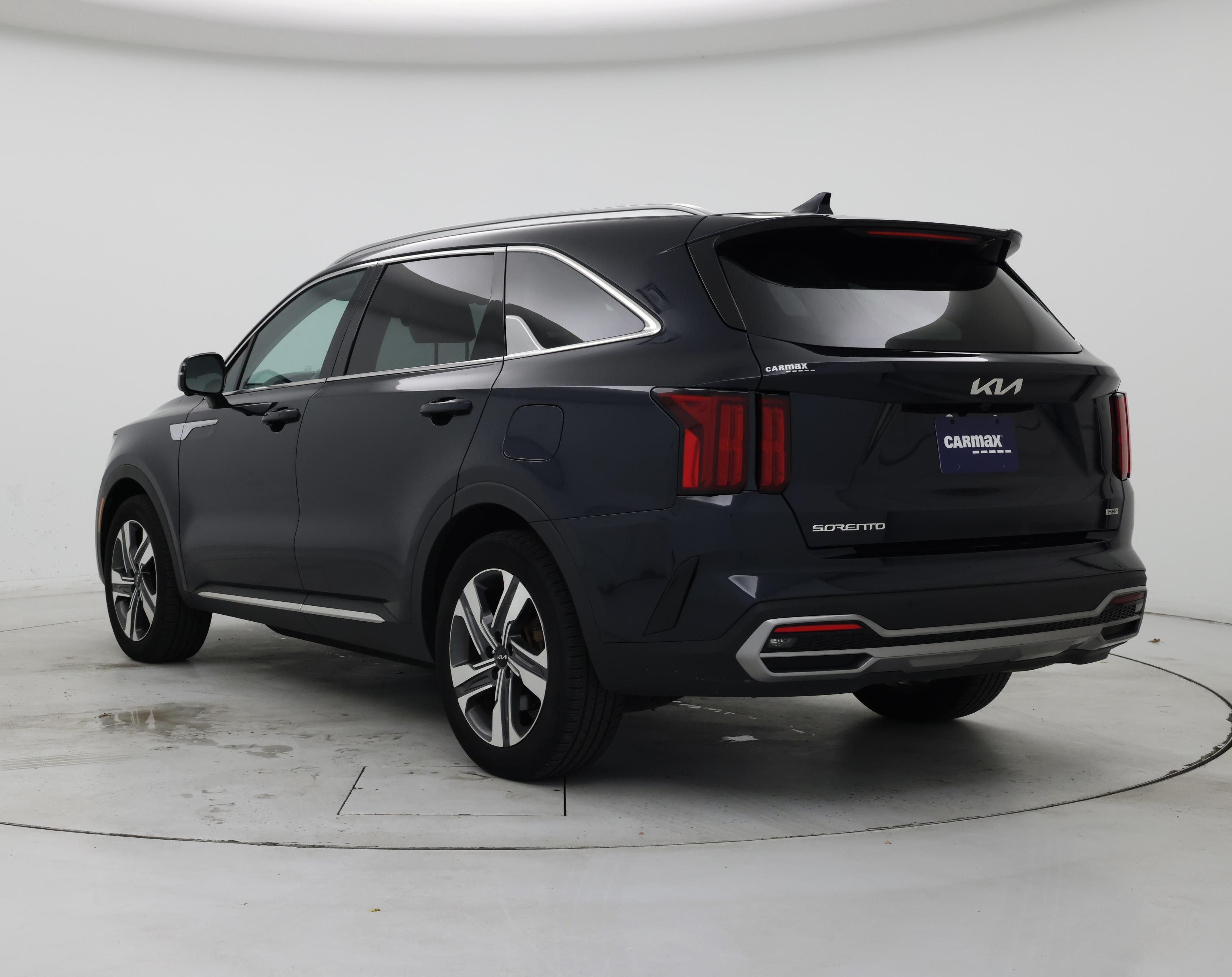 Thumbnail: 2023 Kia Sorento - 2