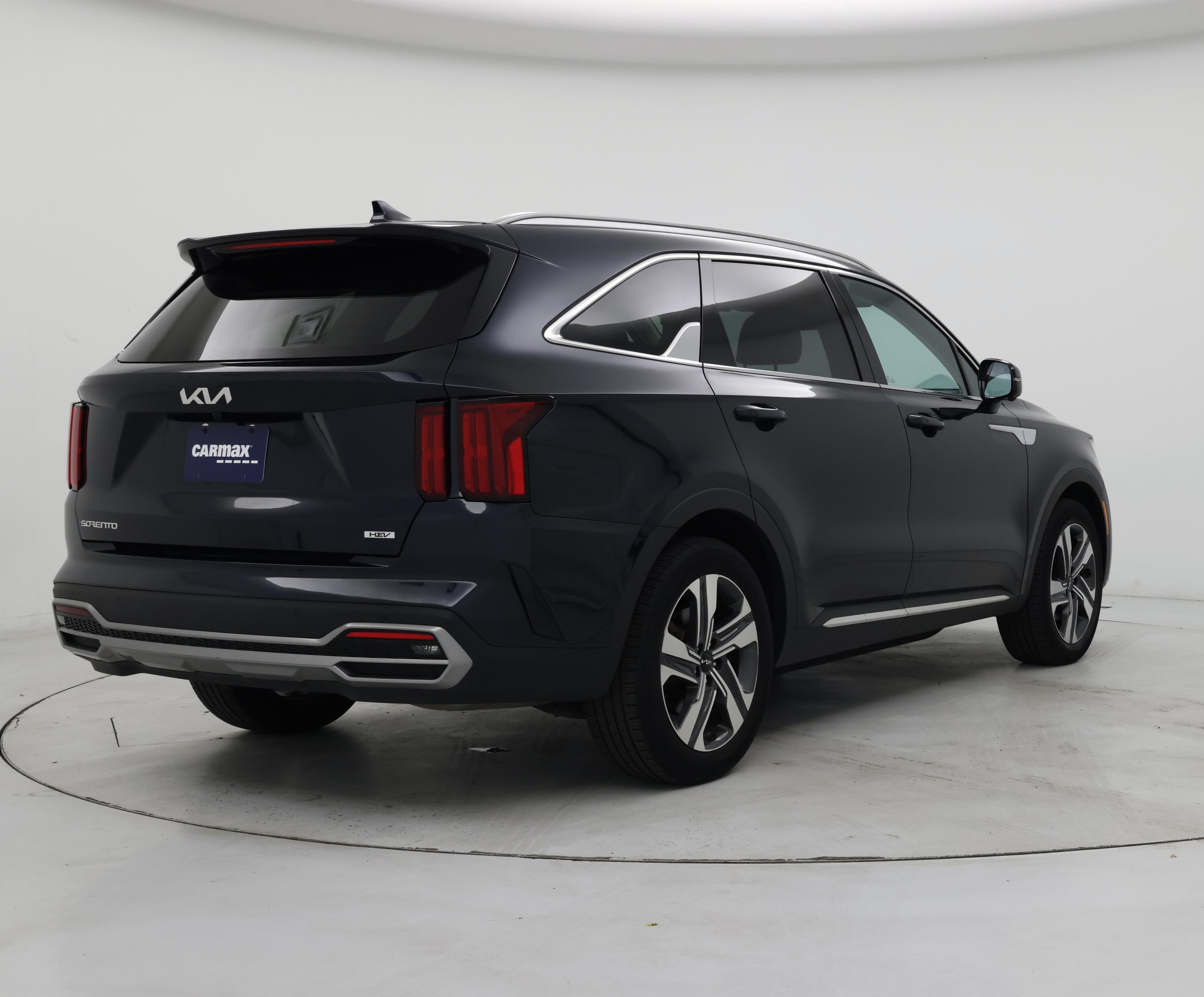 Thumbnail: 2023 Kia Sorento - 8