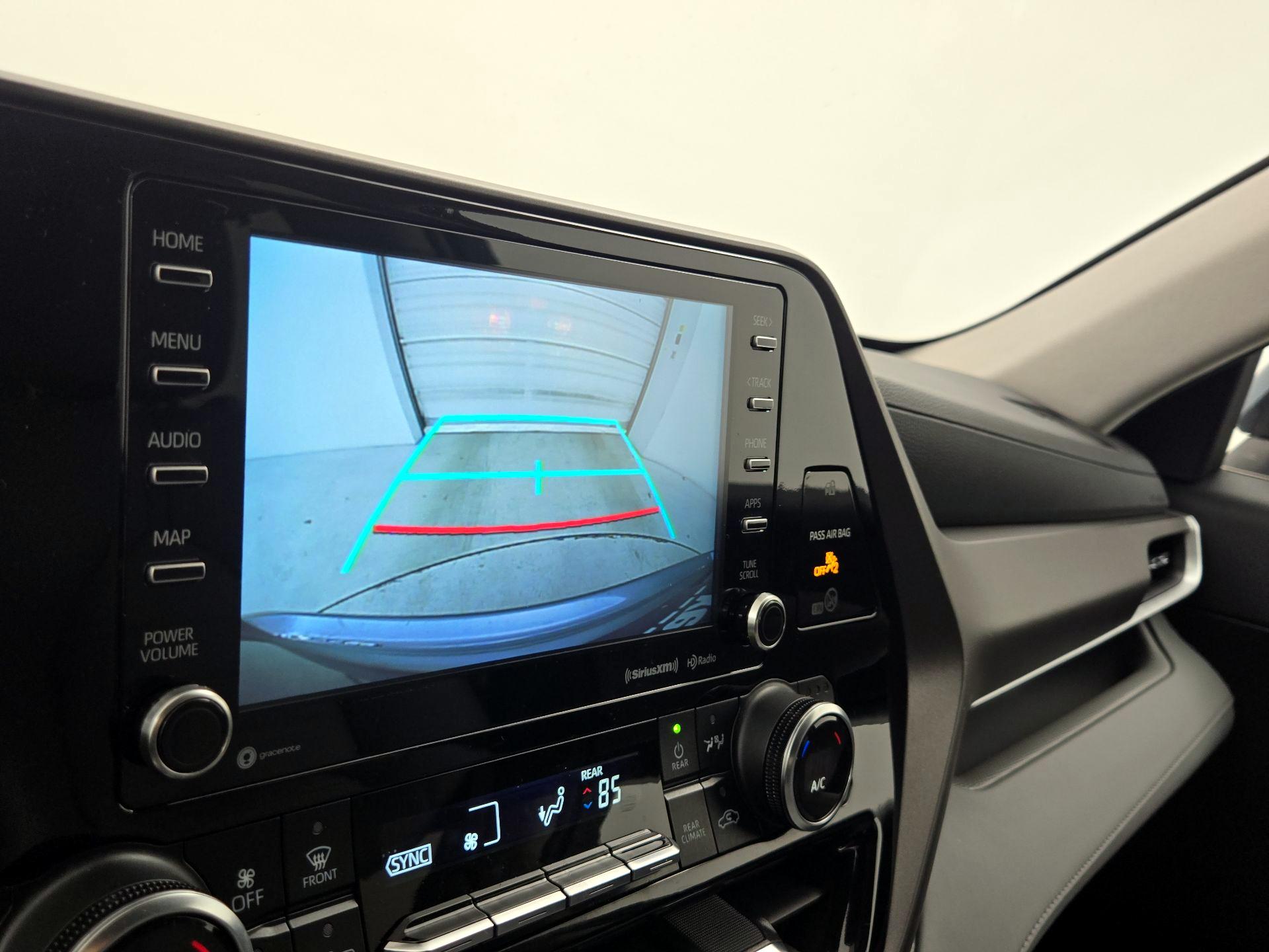 Thumbnail: 2022 Toyota Highlander - 15