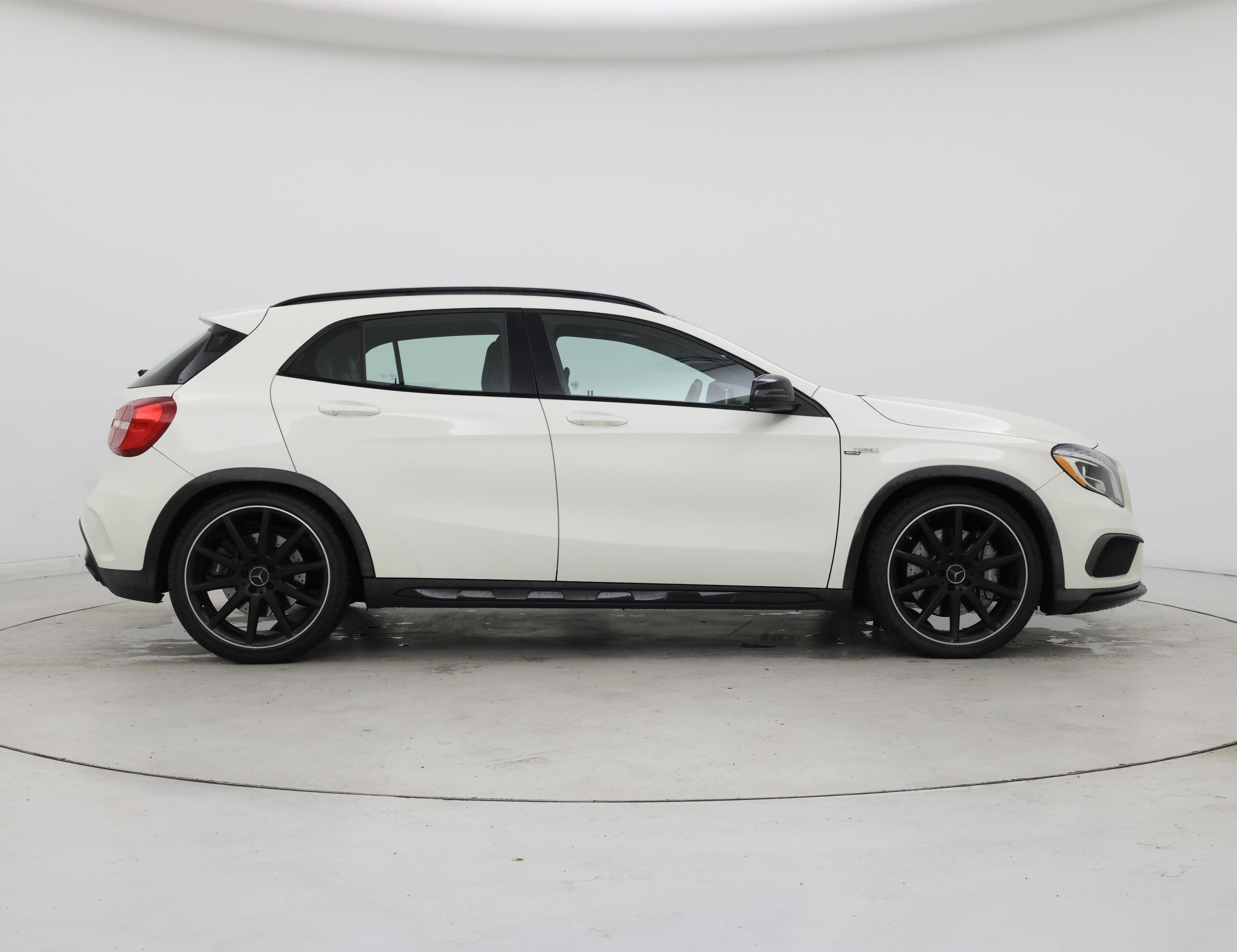 Thumbnail: 2015 Mercedes-Benz GLA - 7