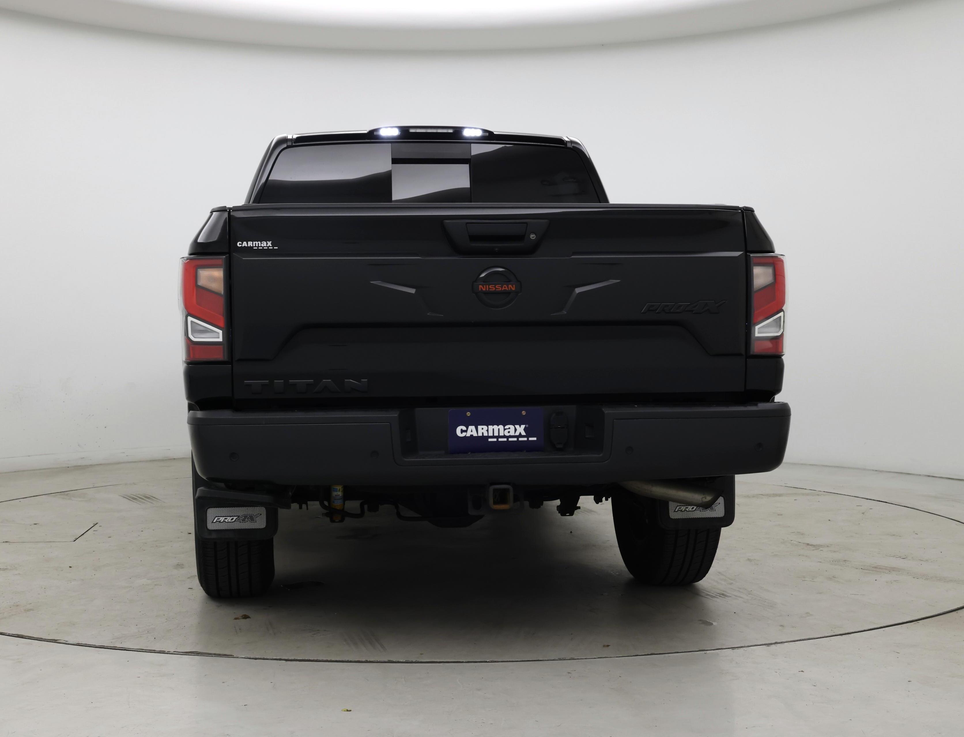 Thumbnail: 2021 Nissan Titan - 6