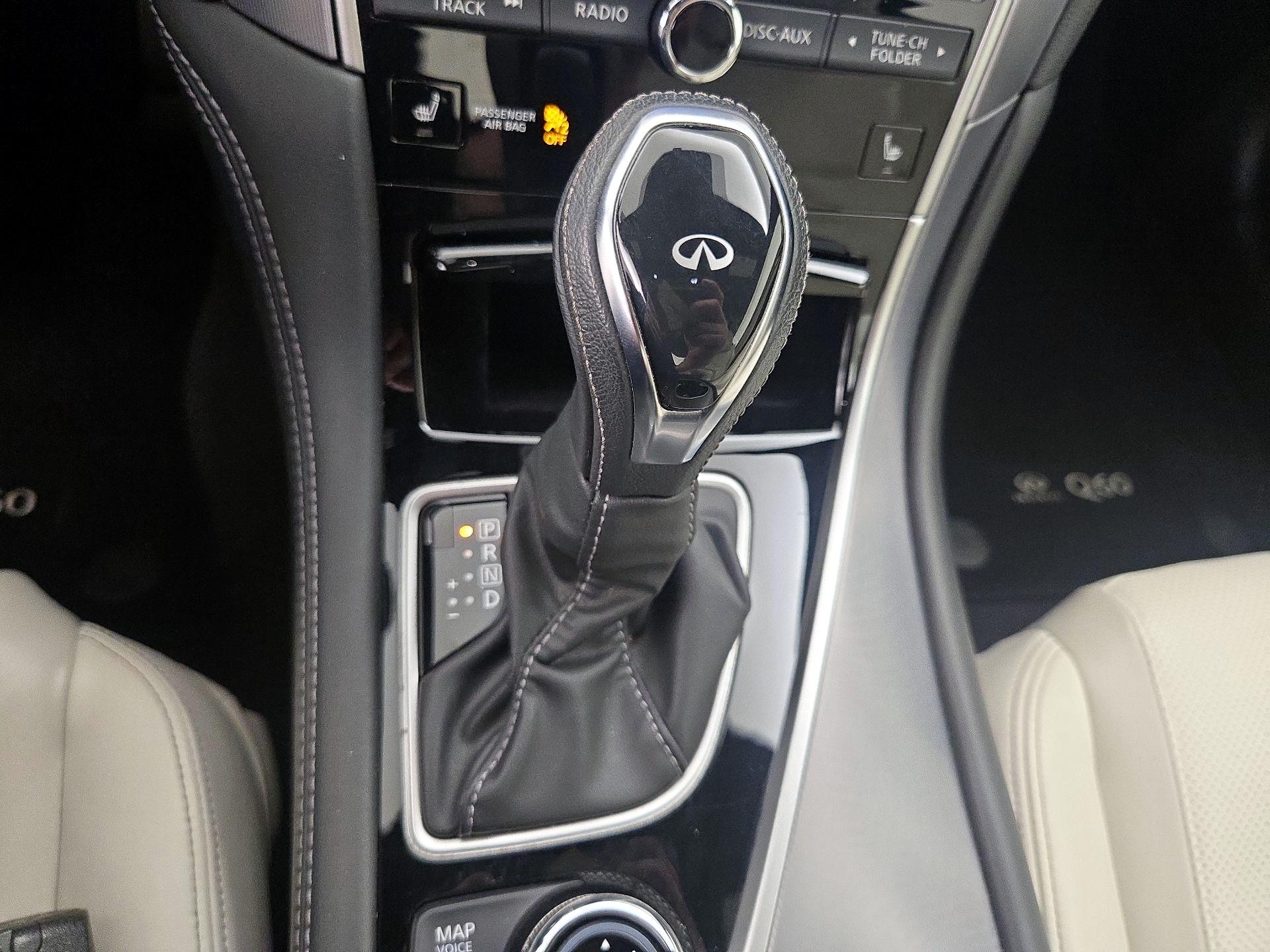 Thumbnail: 2020 INFINITI Q60 - 18