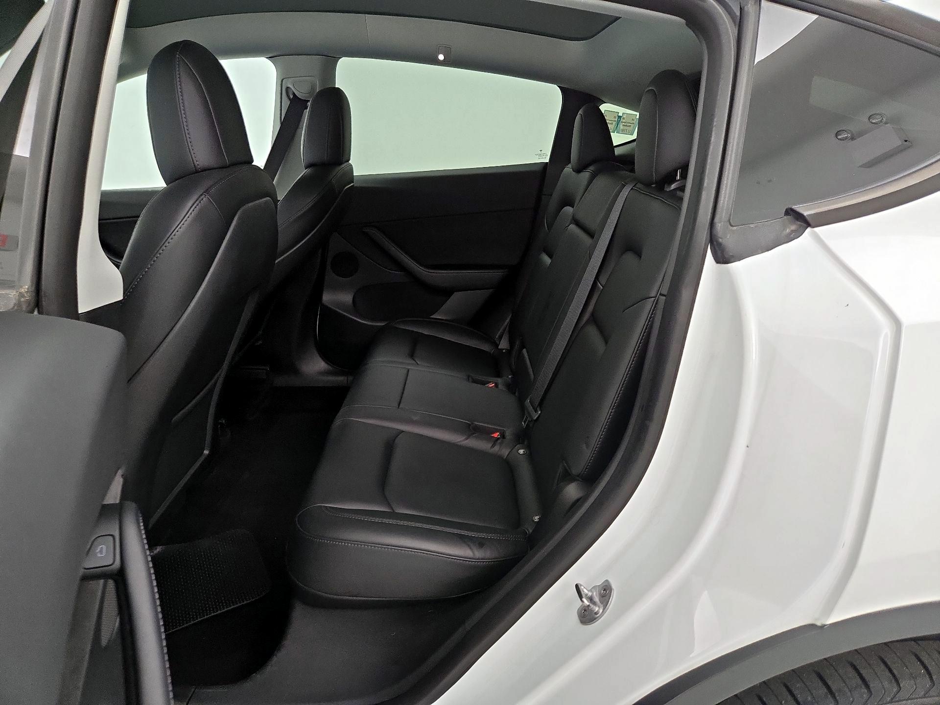 Thumbnail: 2022 Tesla Model Y - 19