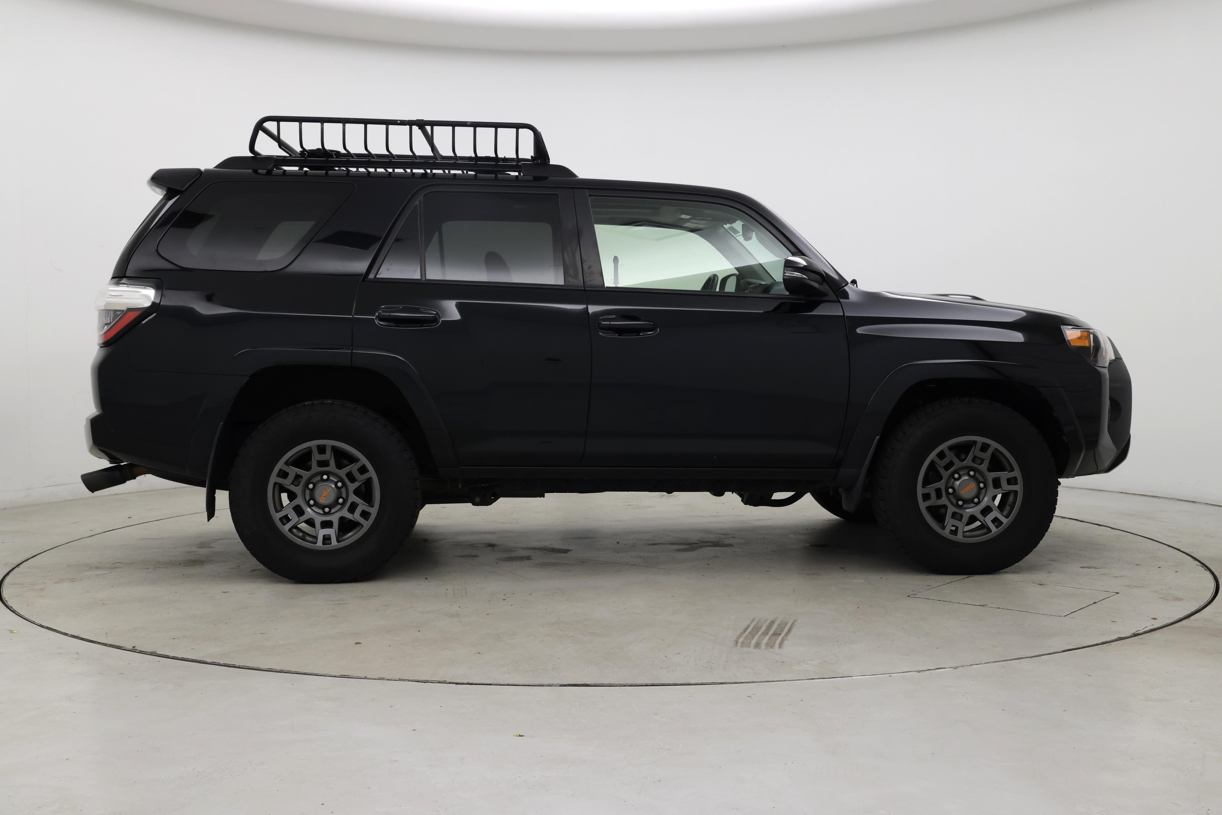Thumbnail: 2020 Toyota 4Runner - 7