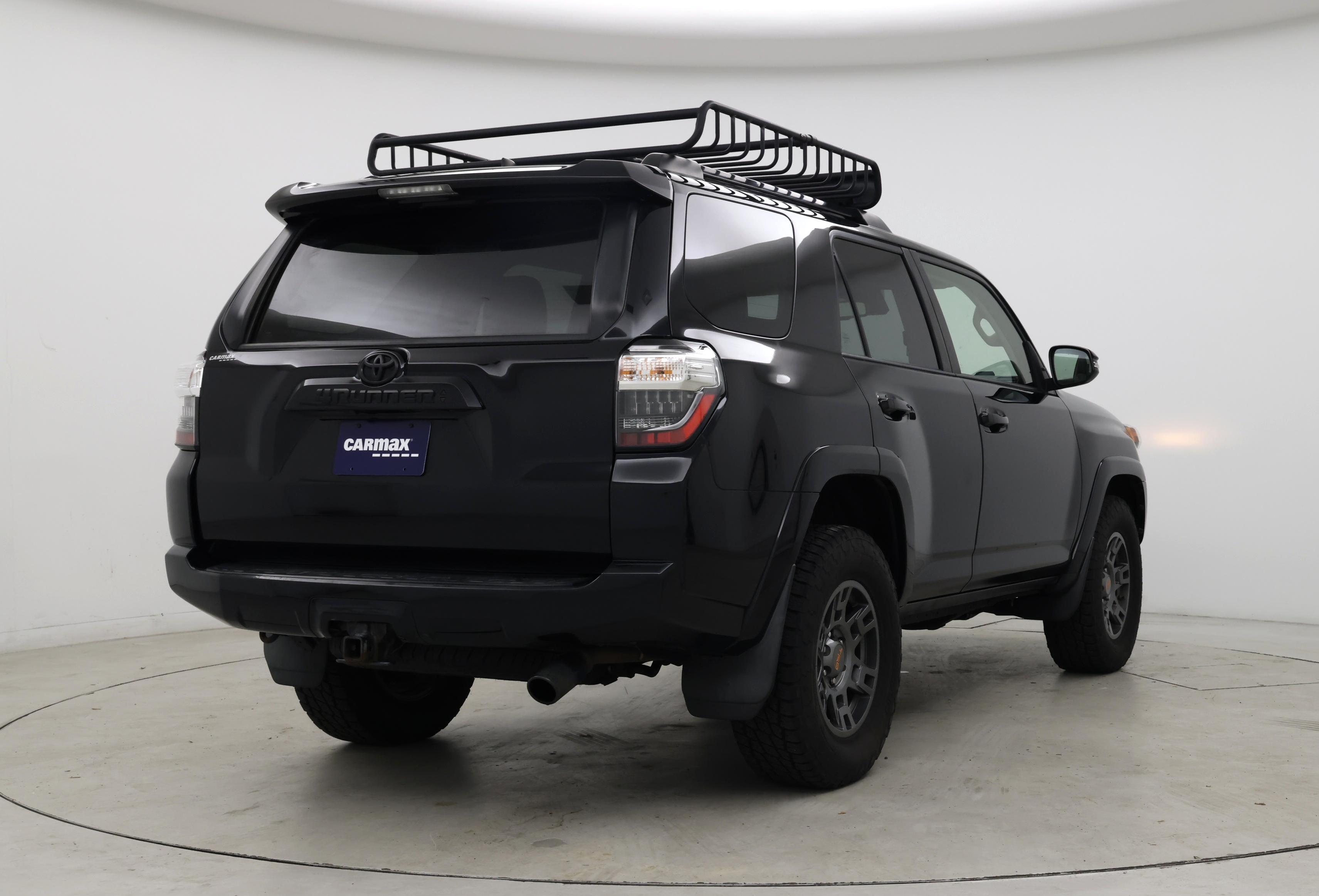 Thumbnail: 2020 Toyota 4Runner - 8