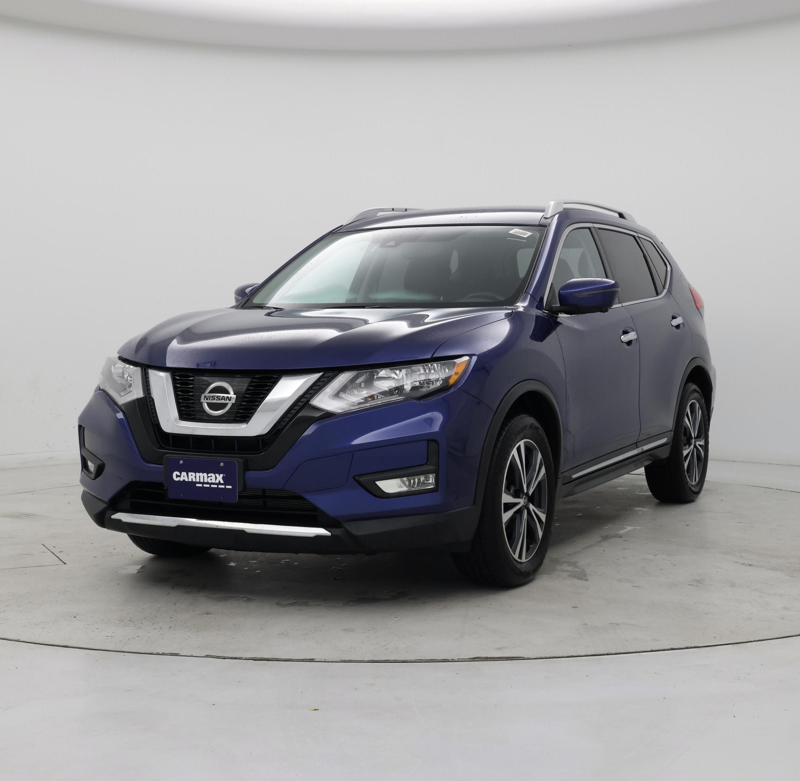 Thumbnail: 2017 Nissan Rogue - 4