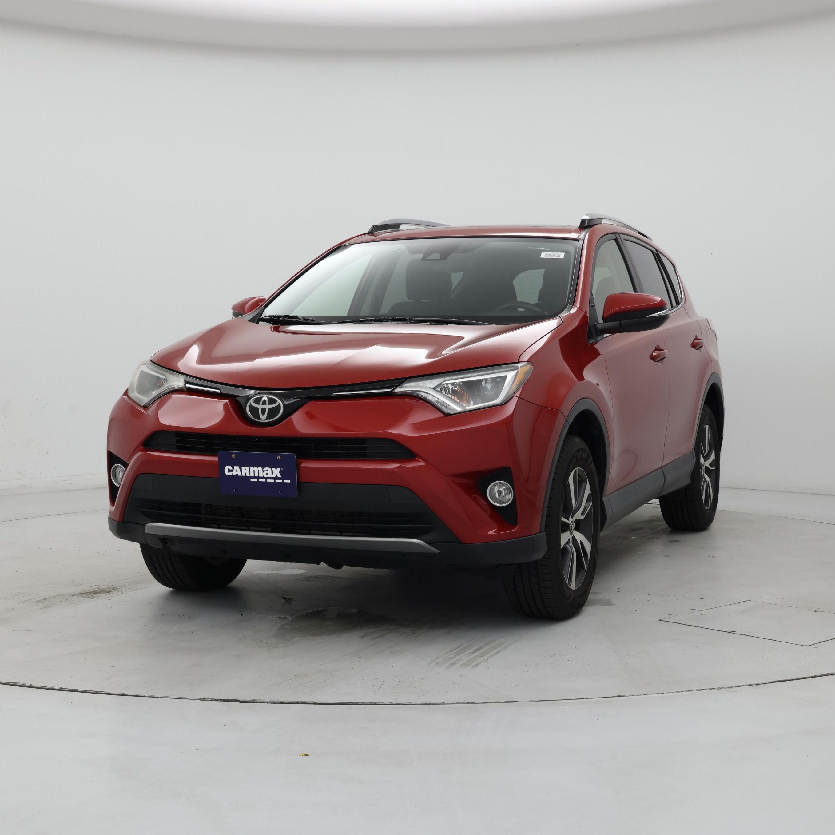 Thumbnail: 2017 Toyota RAV4 - 4