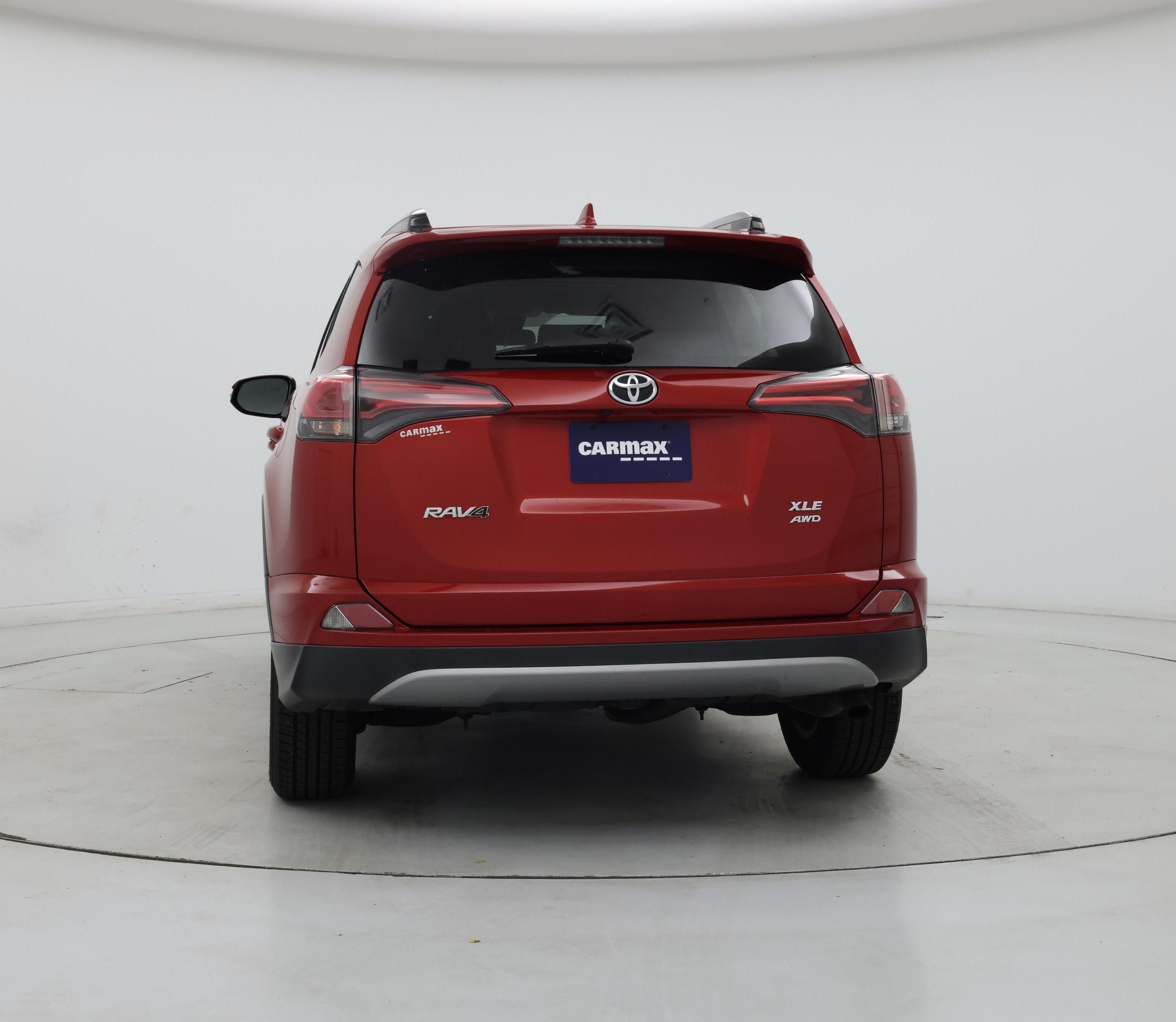 Thumbnail: 2017 Toyota RAV4 - 6