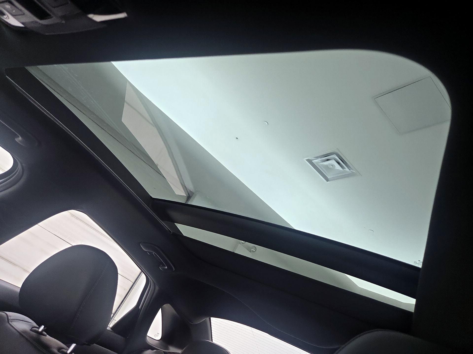 Thumbnail: 2022 Kia K5 - 20