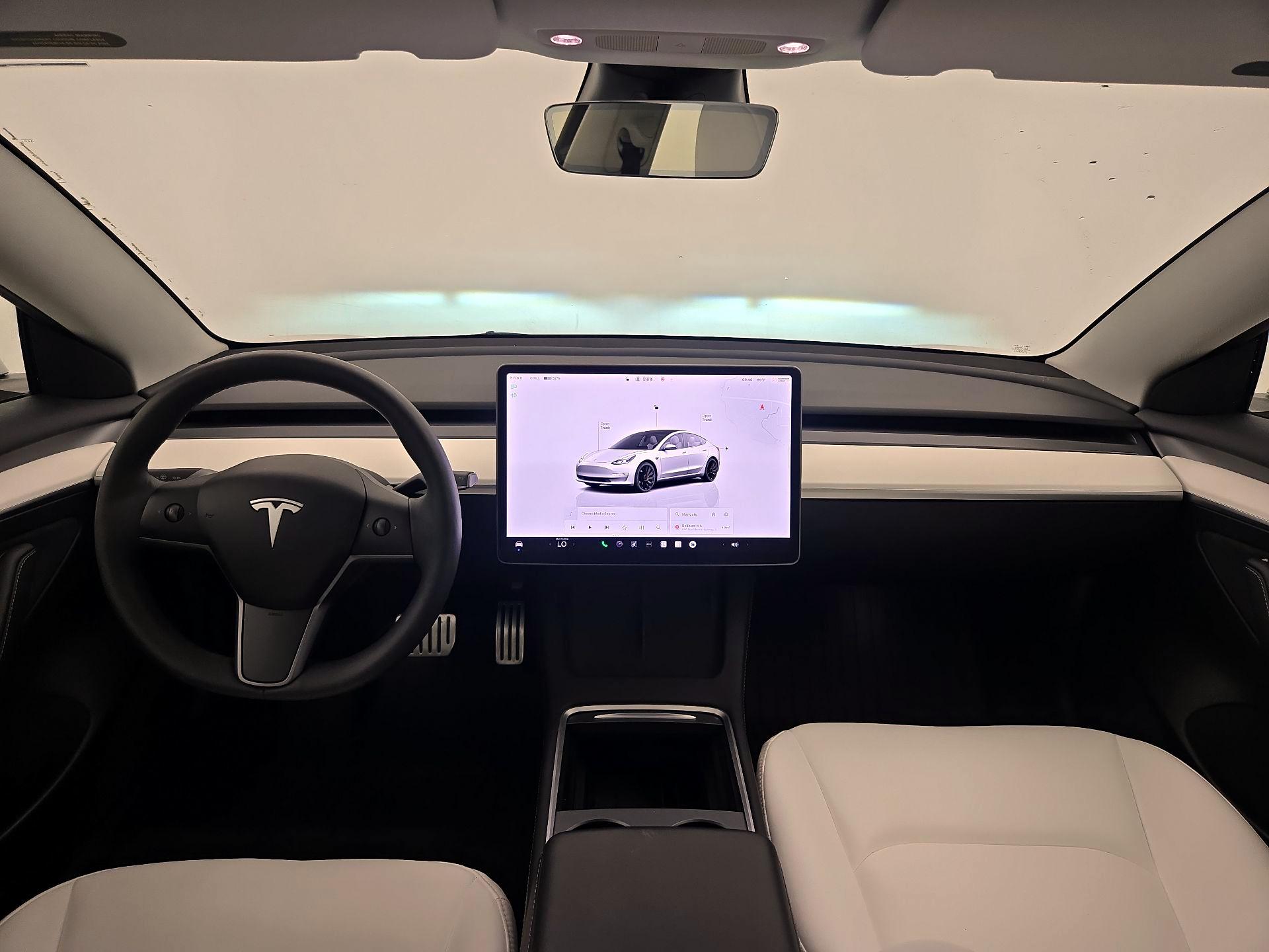 Thumbnail: 2023 Tesla Model 3 - 9