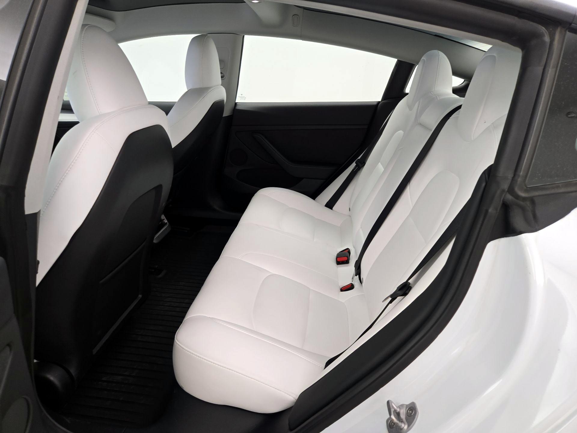 Thumbnail: 2023 Tesla Model 3 - 20