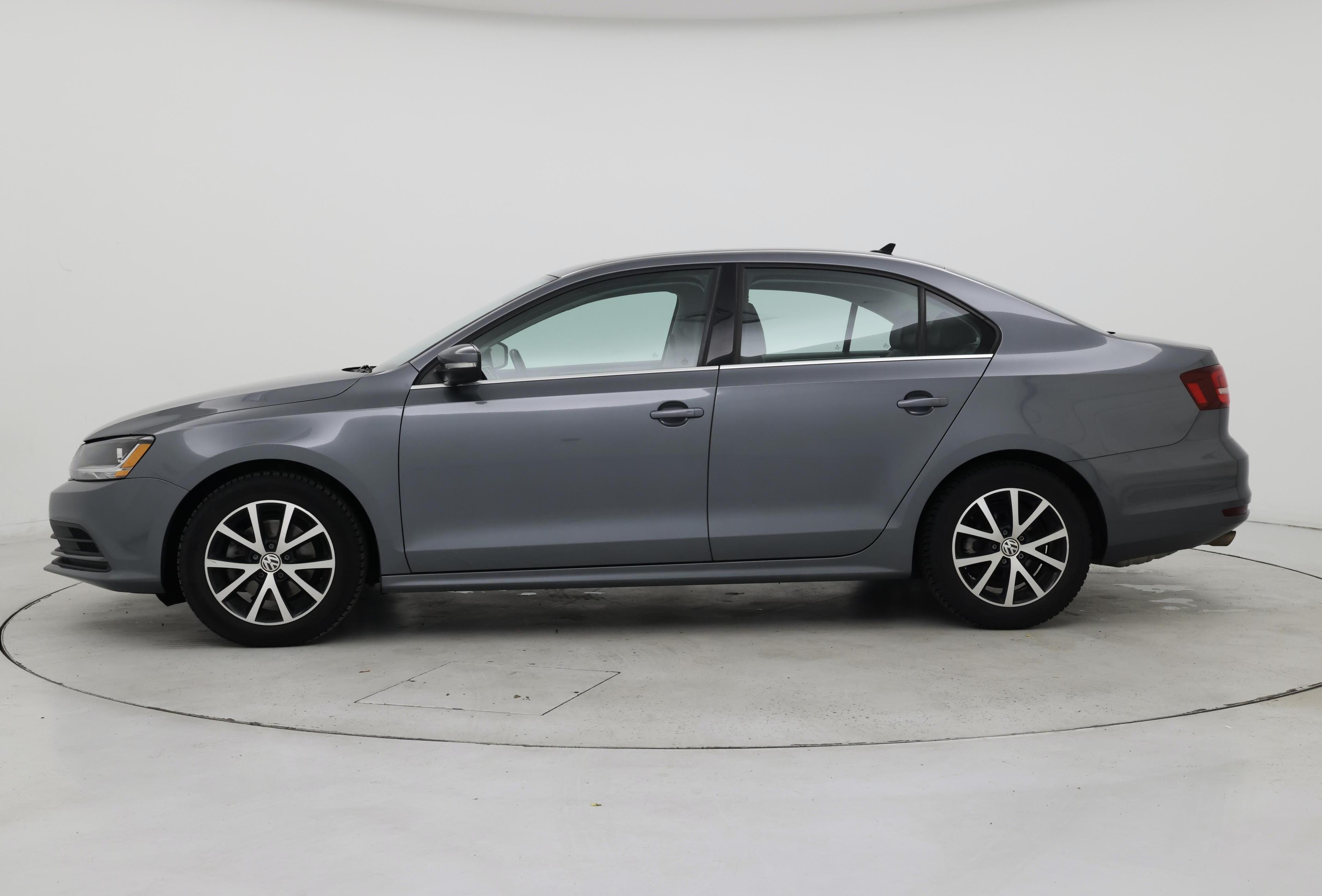 Thumbnail: 2017 Volkswagen Jetta - 3