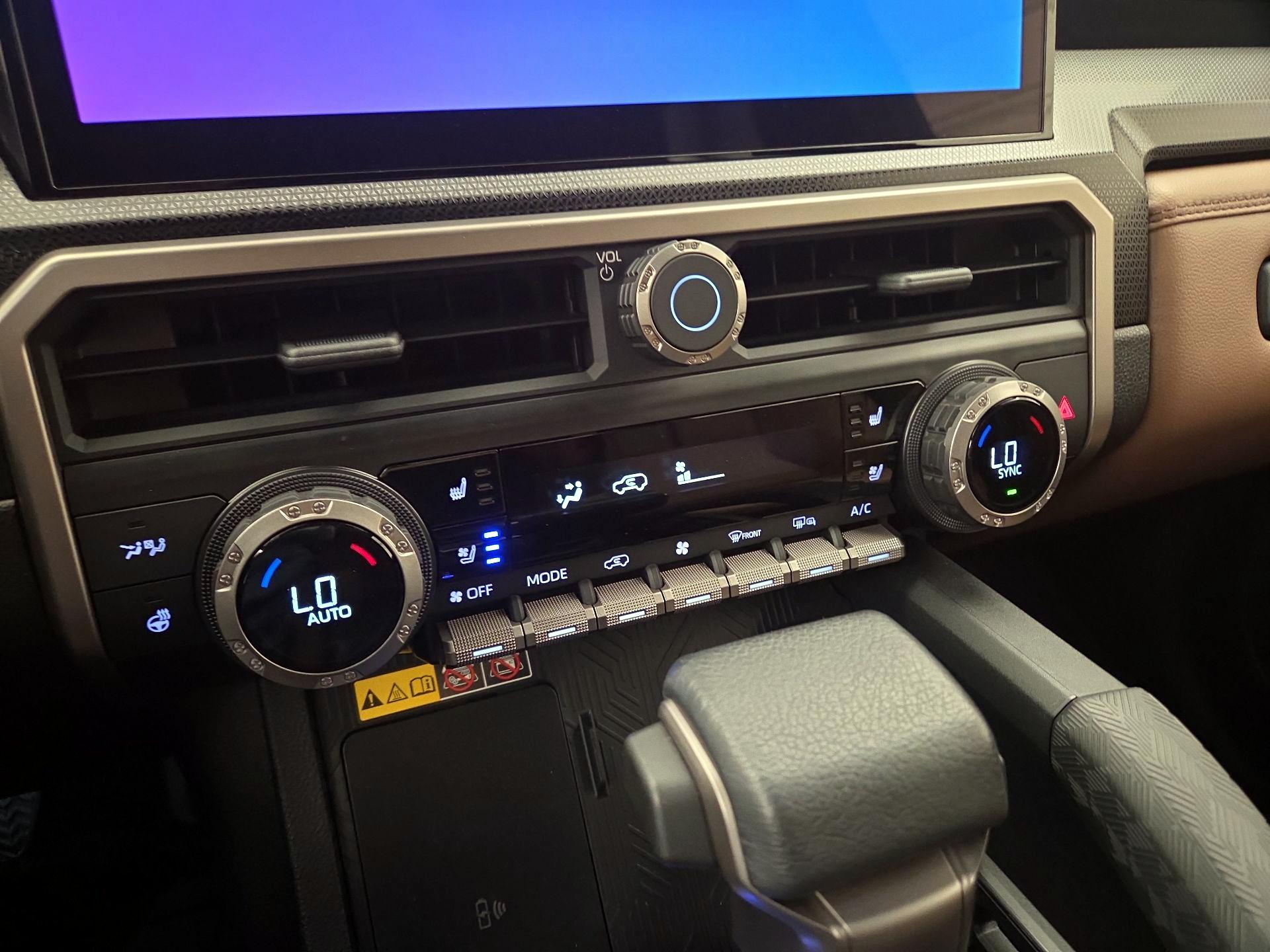 Thumbnail: 2025 Toyota 4Runner - 16