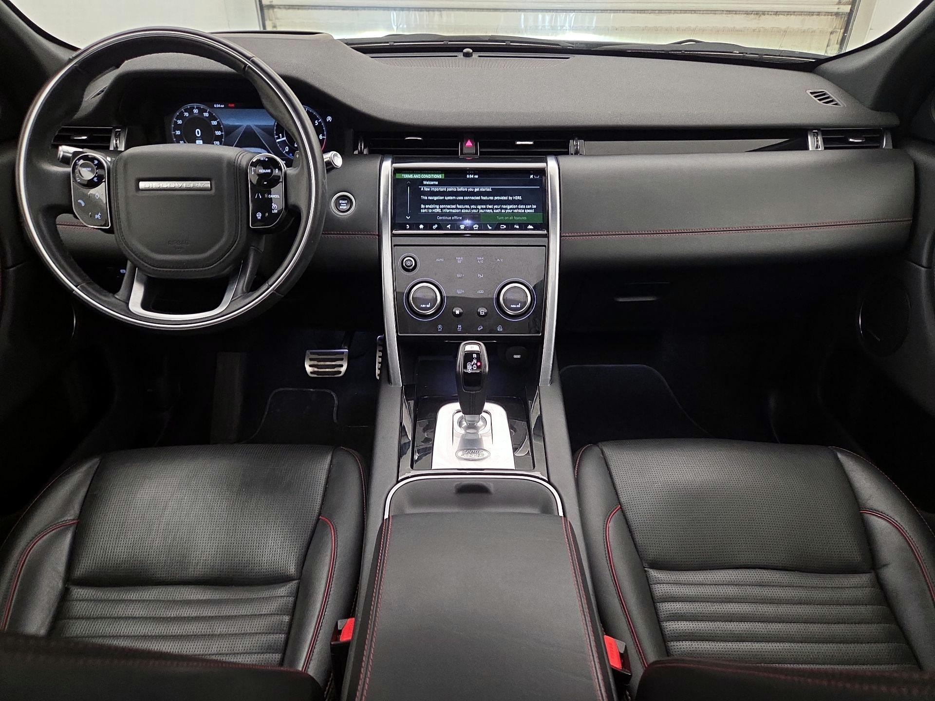 Thumbnail: 2020 Land Rover Discovery Sport - 9