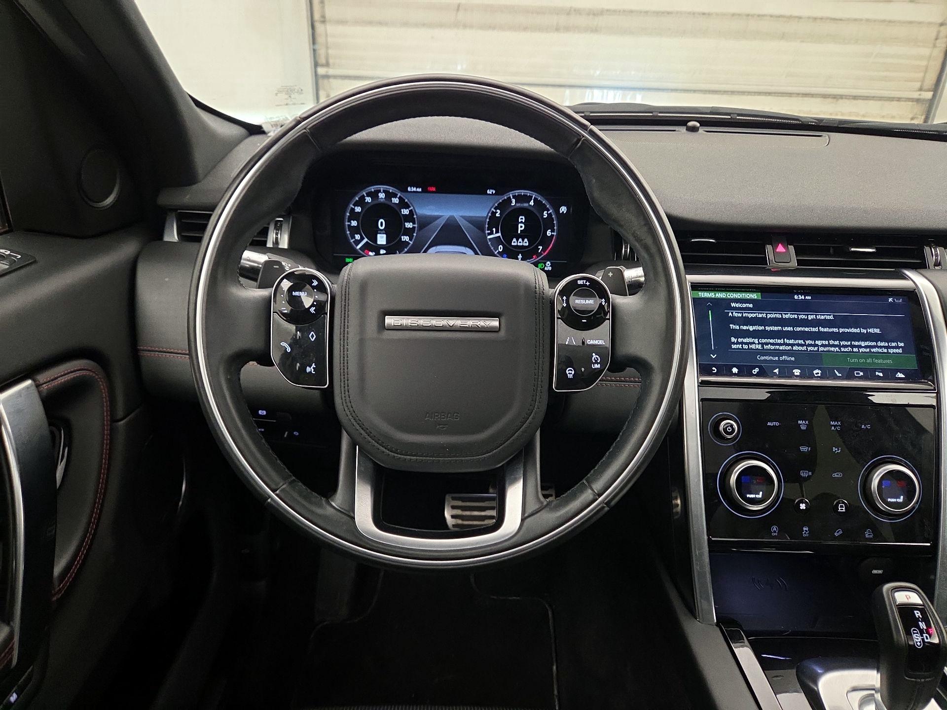 Thumbnail: 2020 Land Rover Discovery Sport - 10