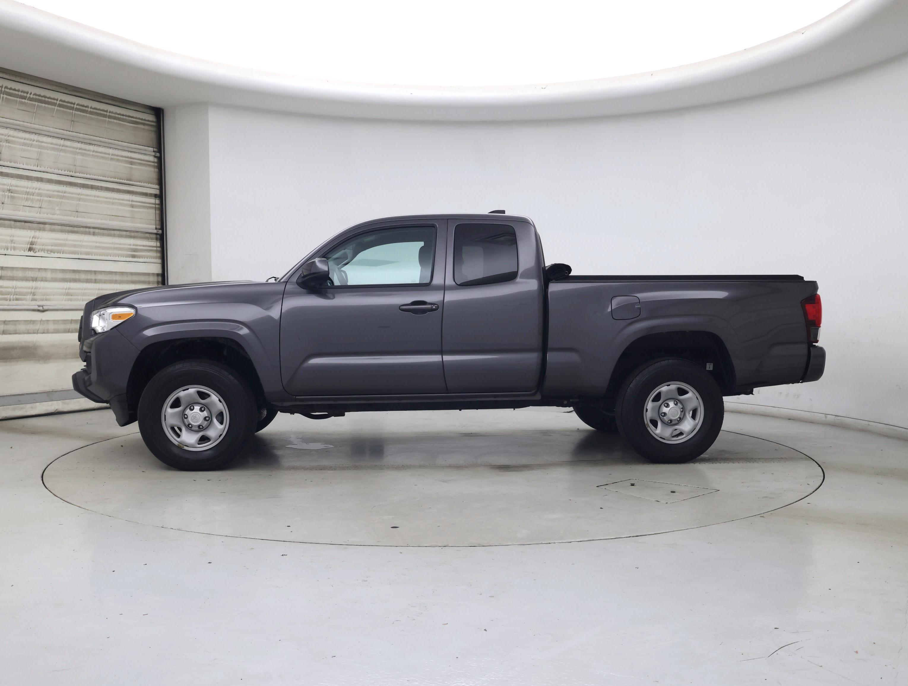 Thumbnail: 2023 Toyota Tacoma - 3