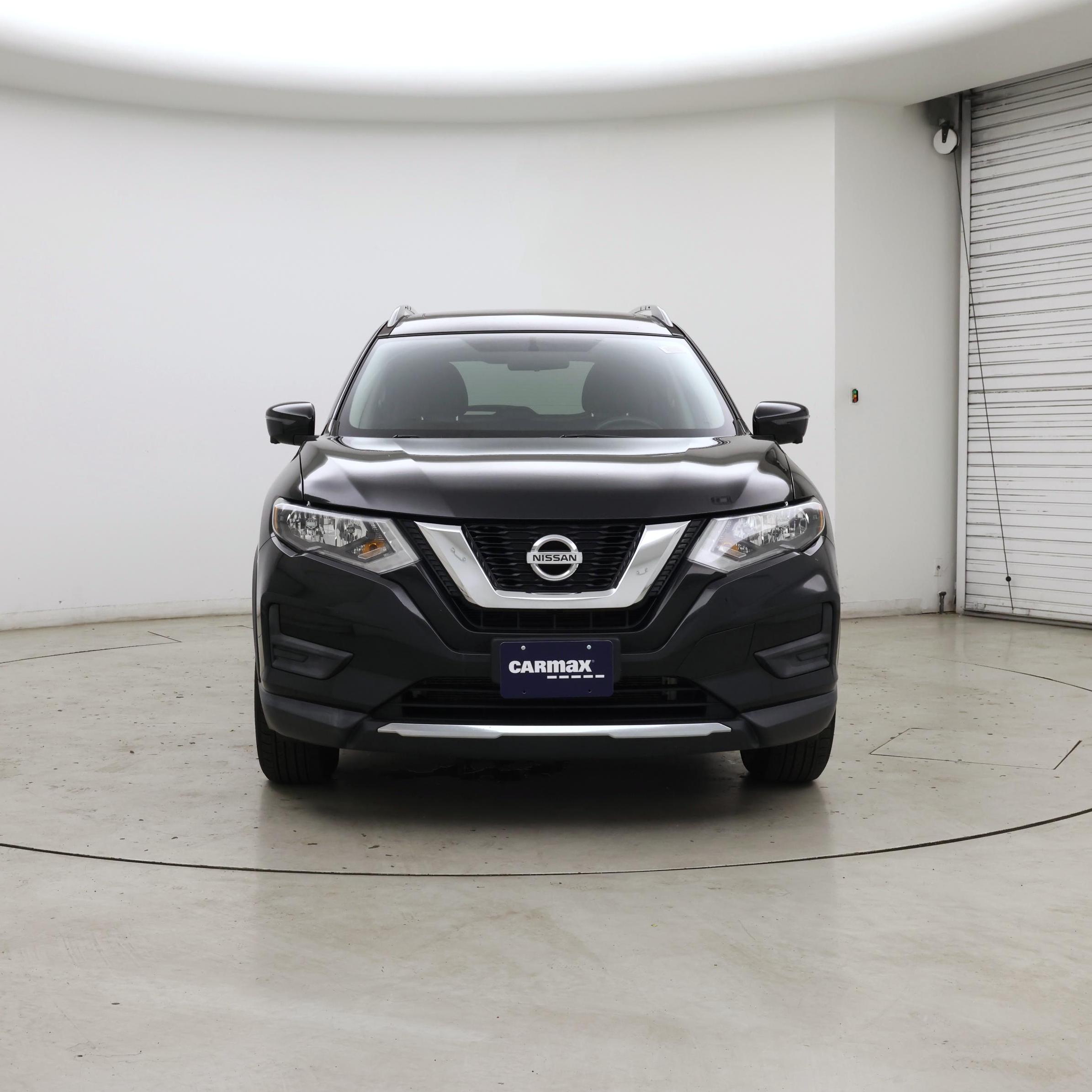 Thumbnail: 2017 Nissan Rogue - 5