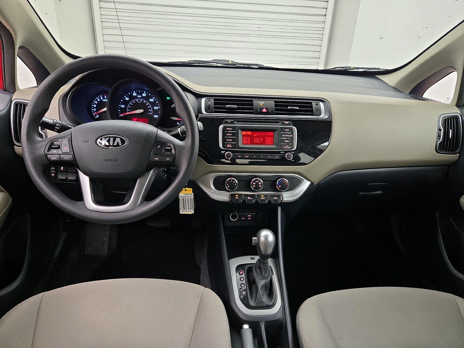 Thumbnail: 2017 Kia Rio - 9