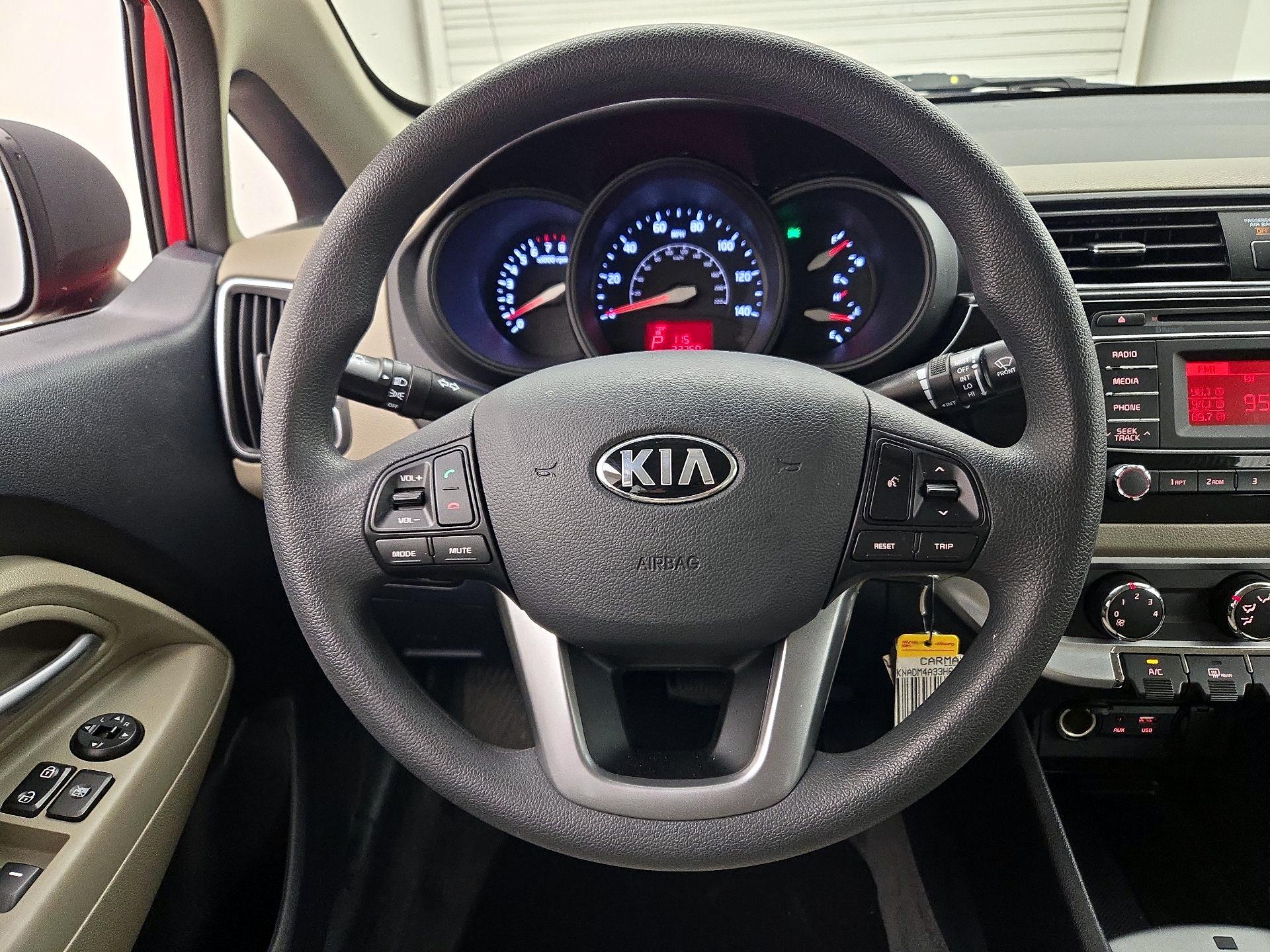 Thumbnail: 2017 Kia Rio - 10