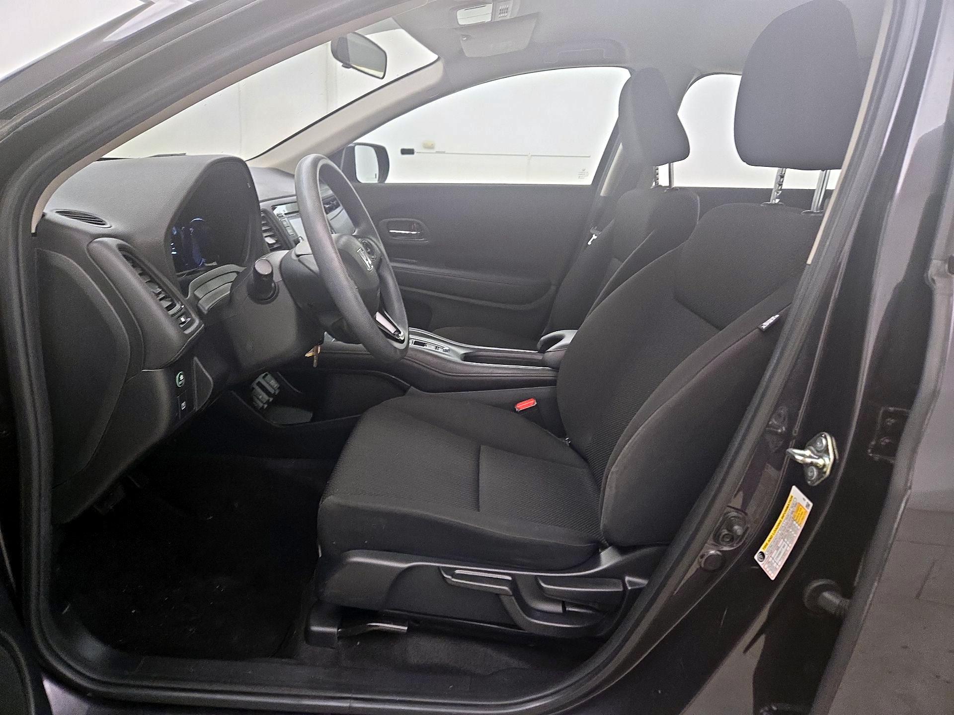 Thumbnail: 2017 Honda HR-V - 11