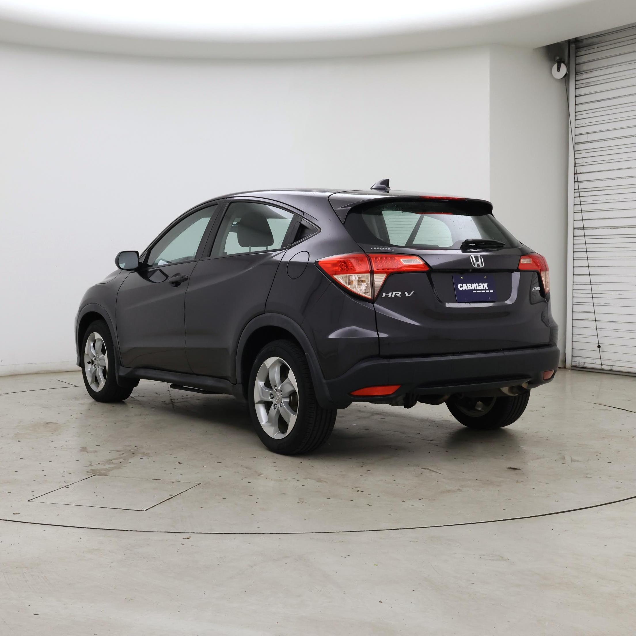 Thumbnail: 2017 Honda HR-V - 2
