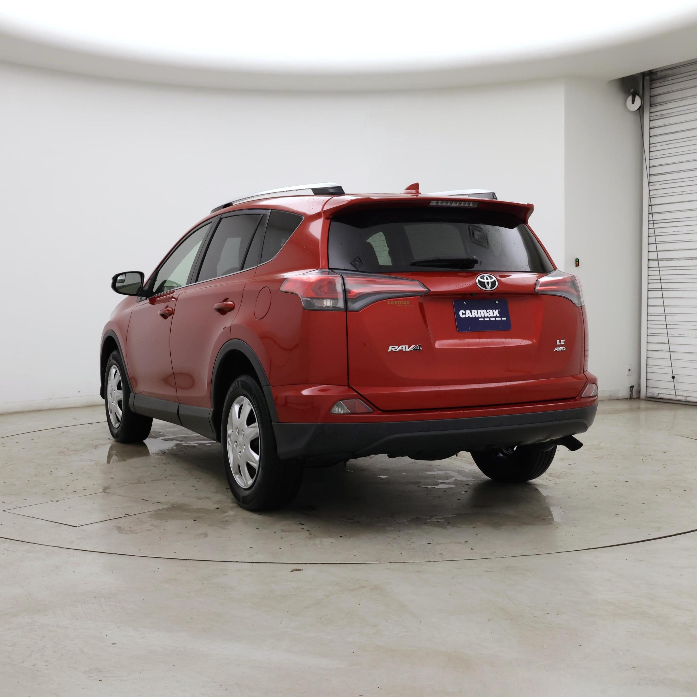 Thumbnail: 2016 Toyota RAV4 - 2