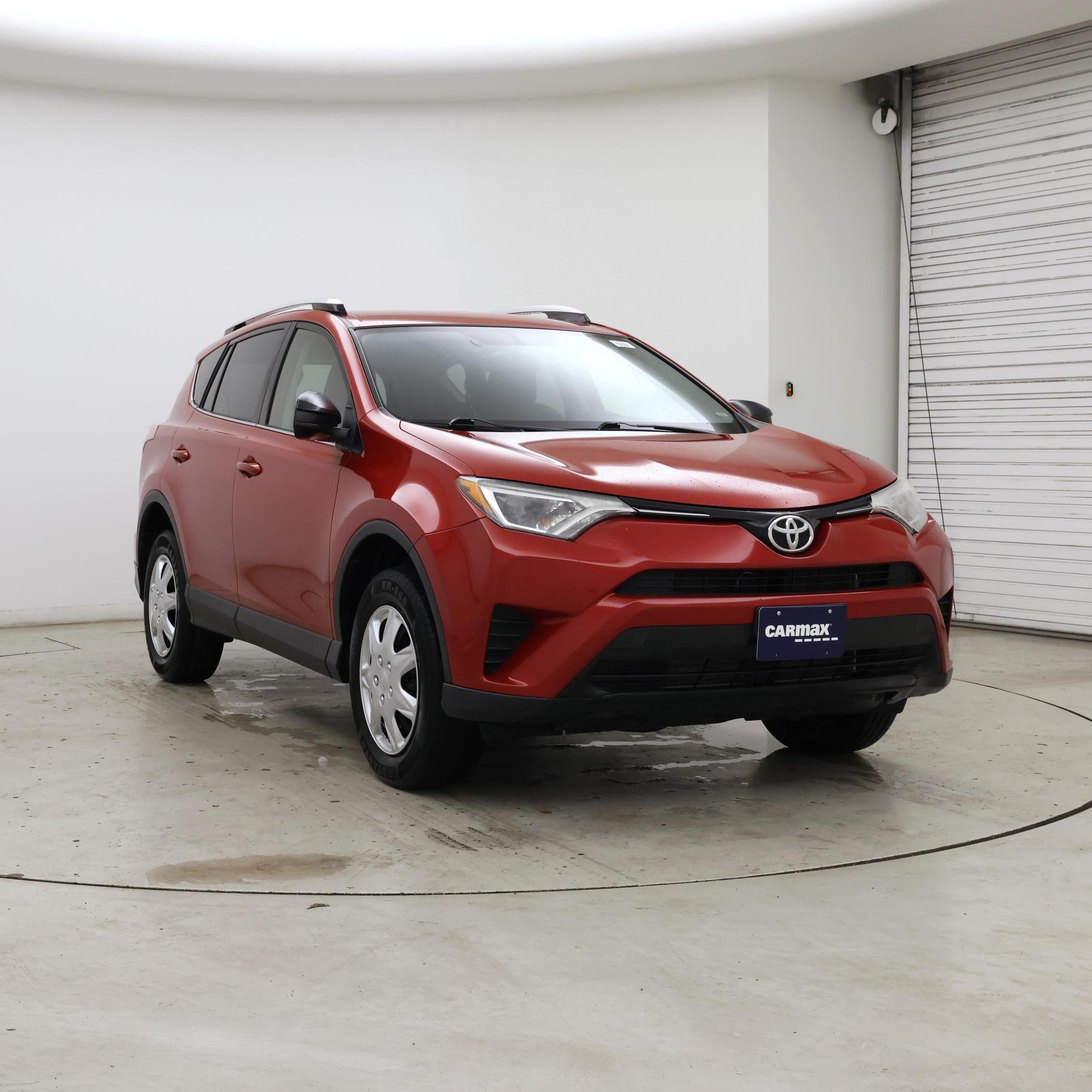 Thumbnail: 2016 Toyota RAV4 - 7