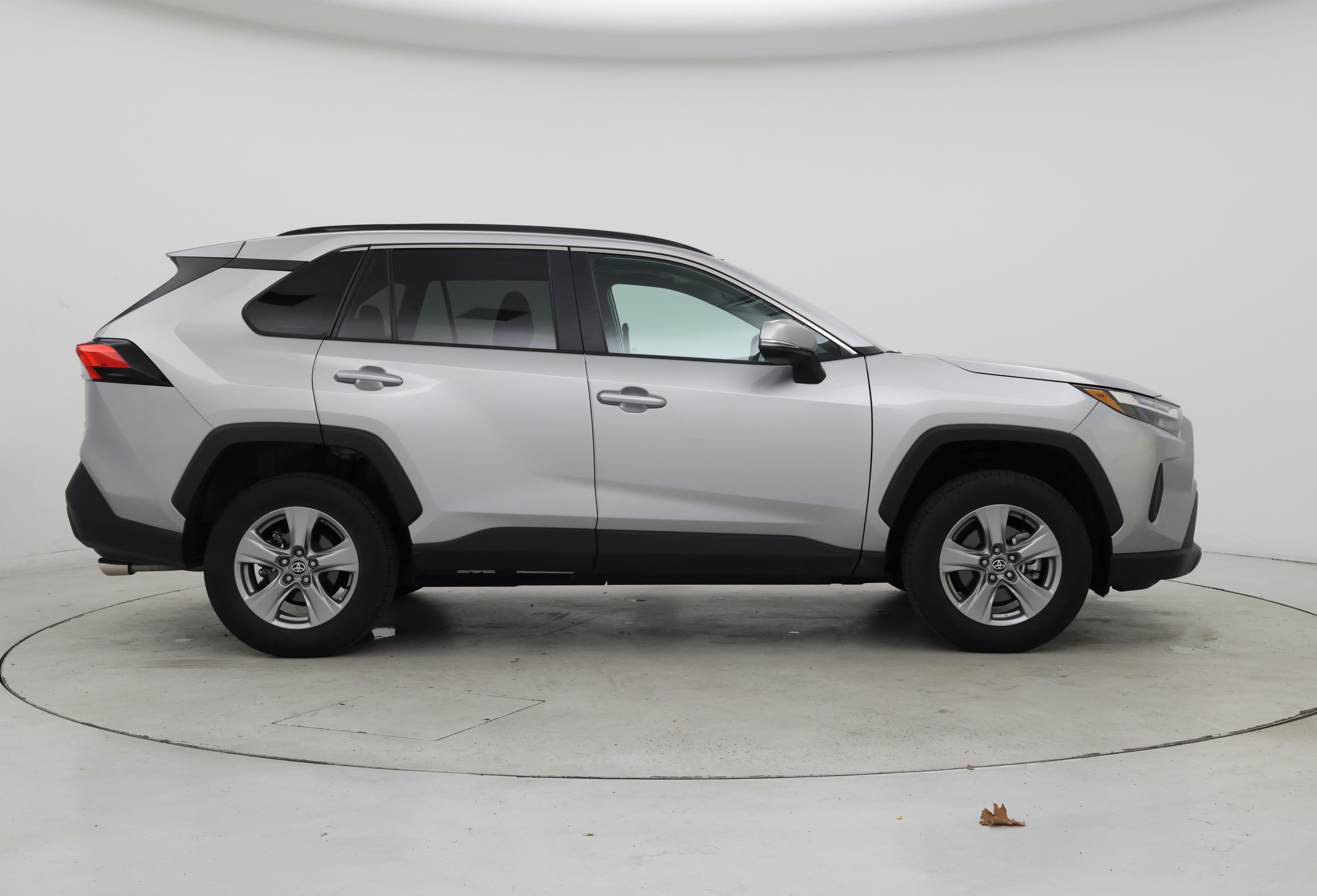 Thumbnail: 2025 Toyota RAV4 - 7