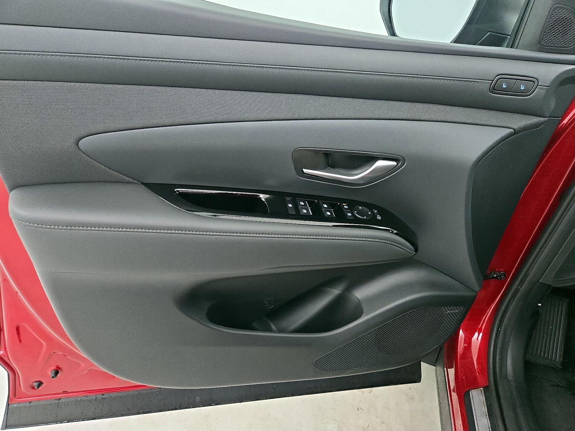 Thumbnail: 2025 Hyundai Tucson - 12