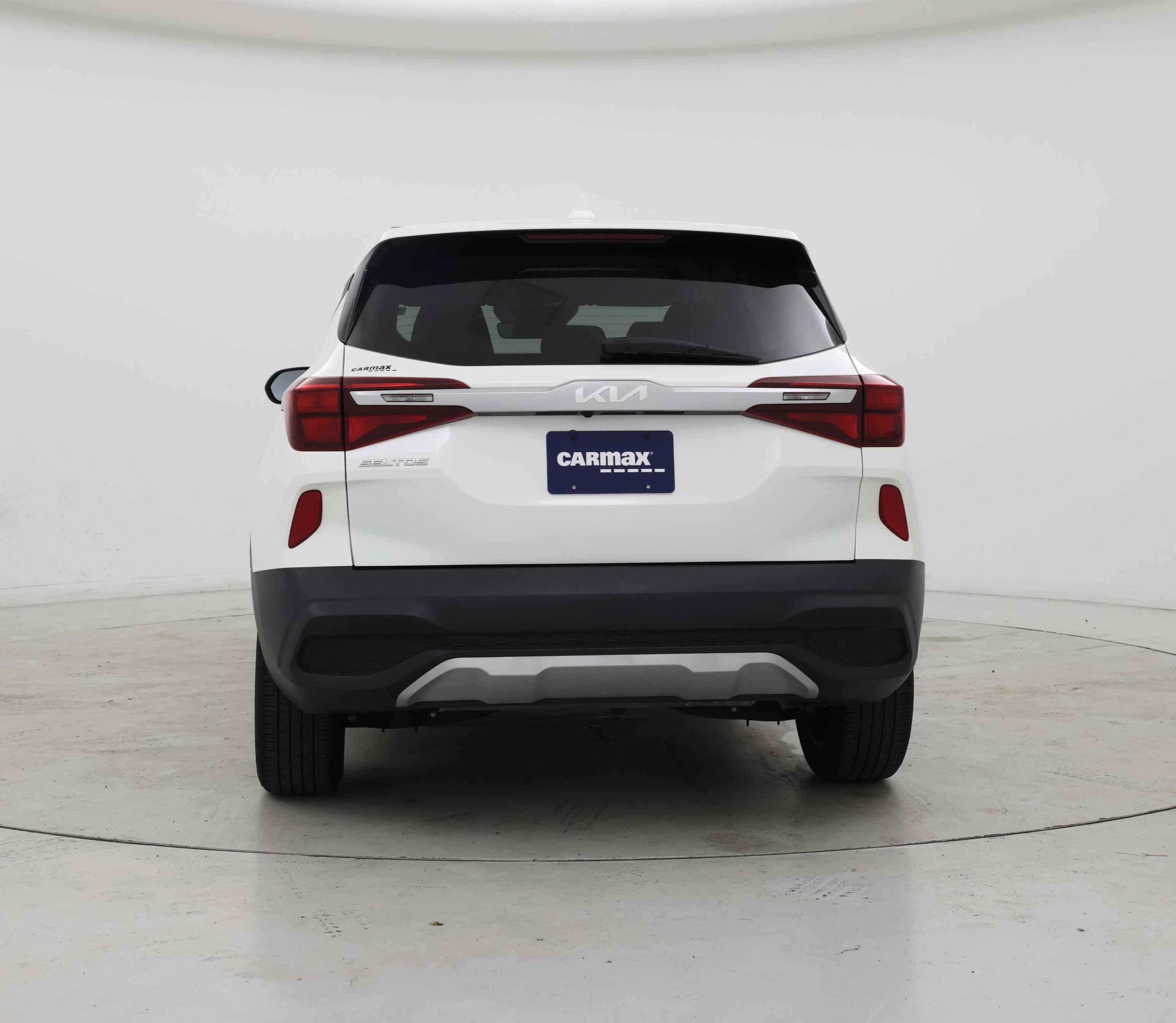 Thumbnail: 2023 Kia Seltos - 6