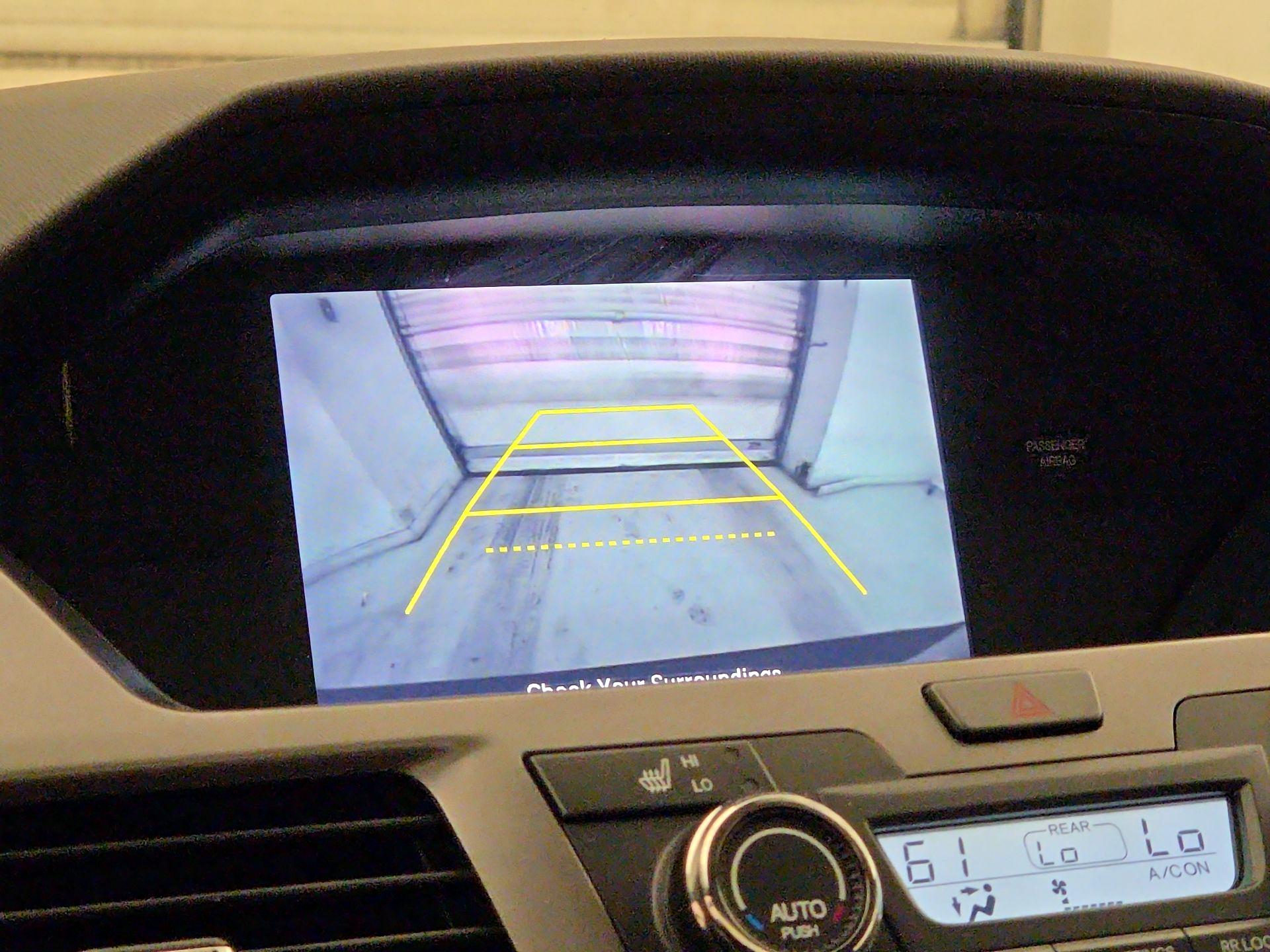 Thumbnail: 2016 Honda Odyssey - 14