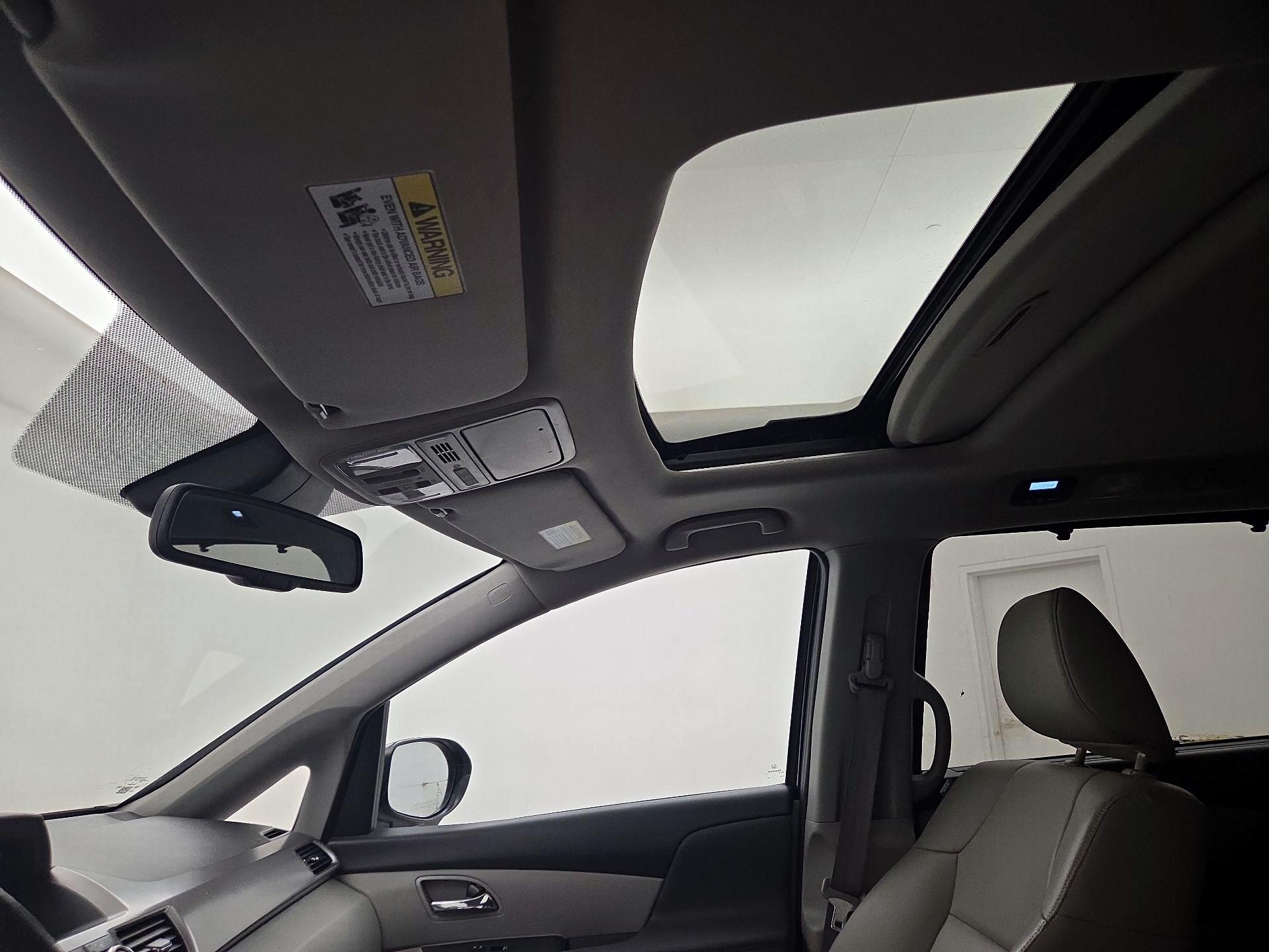Thumbnail: 2016 Honda Odyssey - 18
