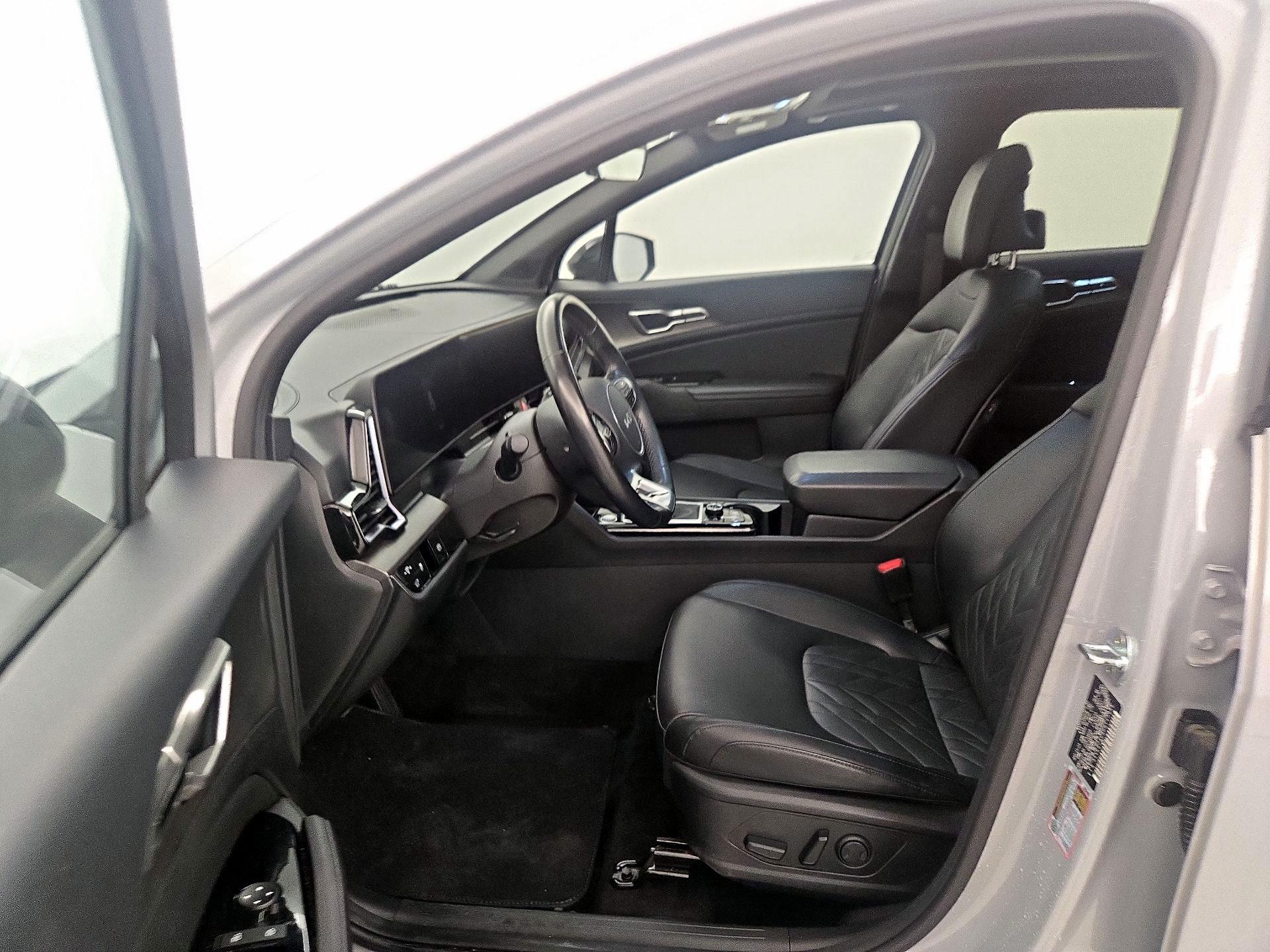 Thumbnail: 2023 Kia Sportage - 11