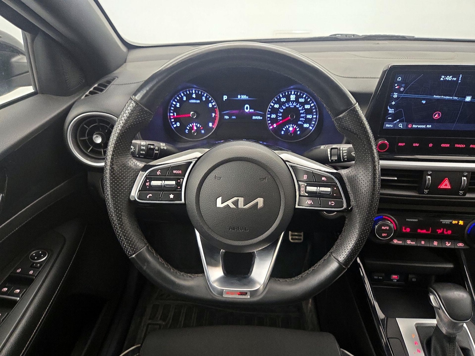 2023 Kia Forte GT-Line - Photo 11
