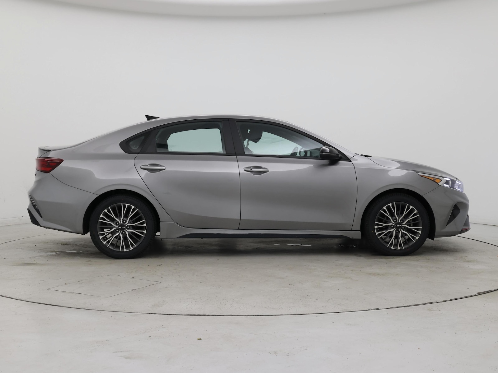 2023 Kia Forte GT-Line - Photo 8
