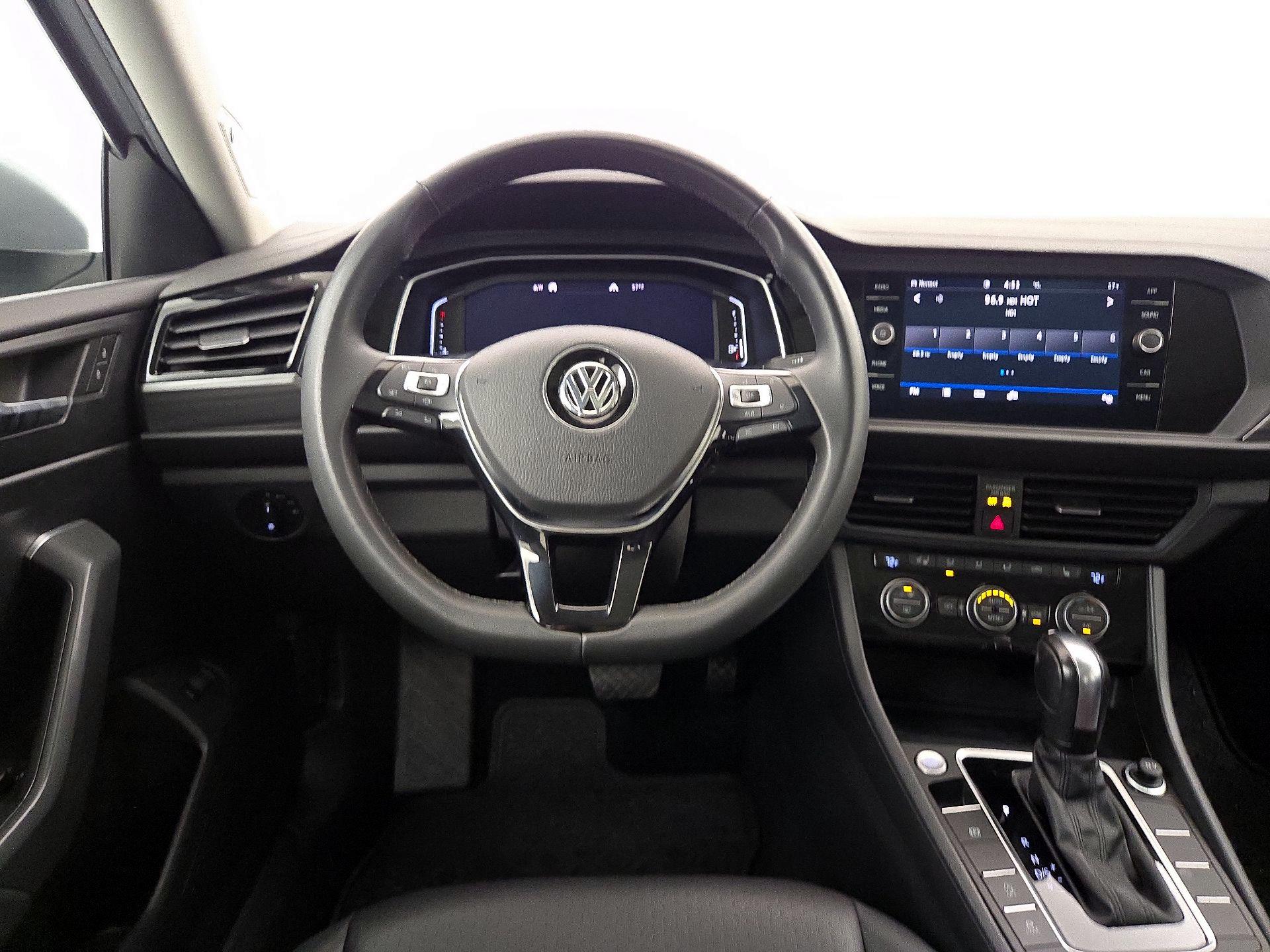 Thumbnail: 2020 Volkswagen Jetta - 10