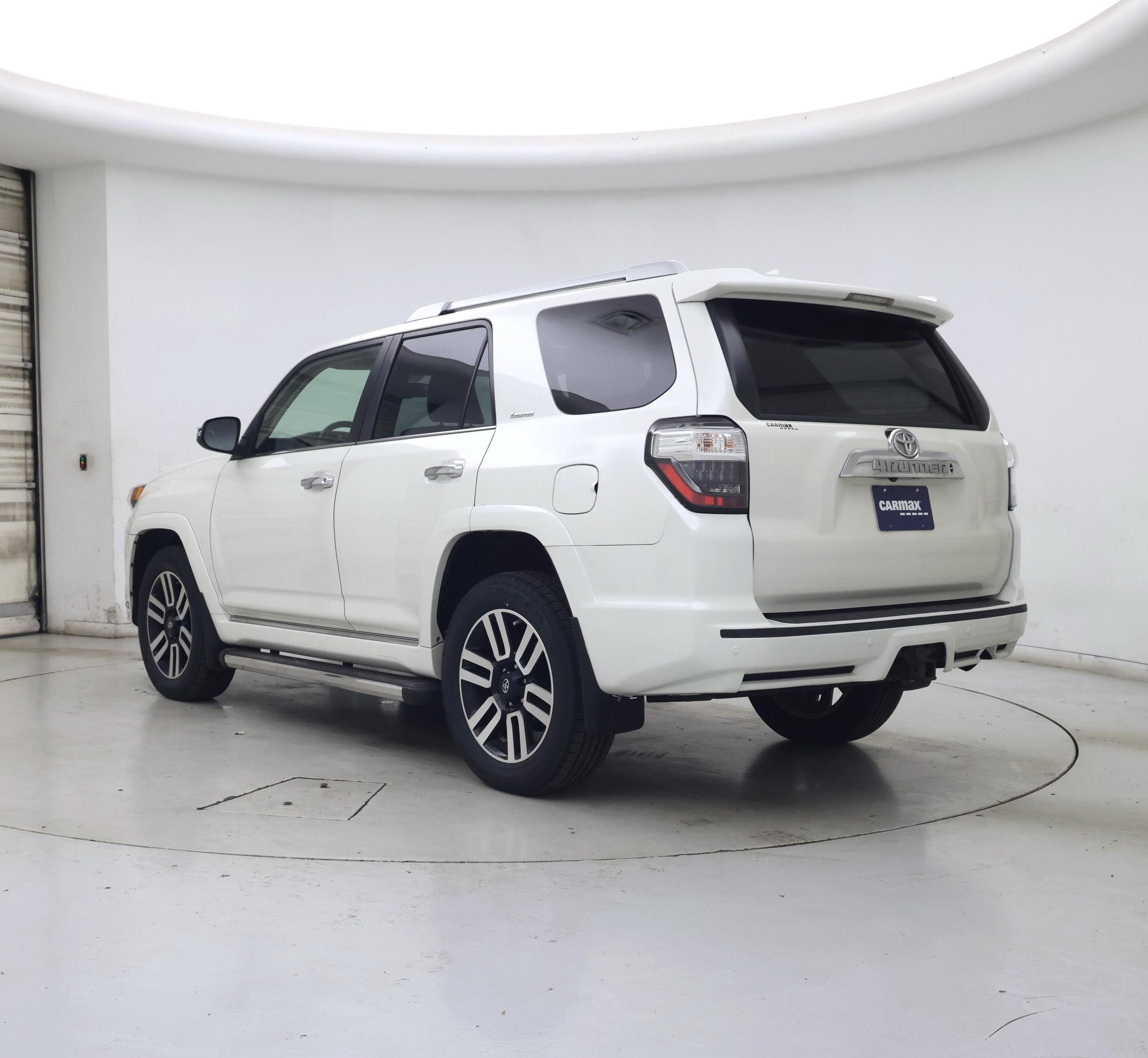 Thumbnail: 2018 Toyota 4Runner - 2