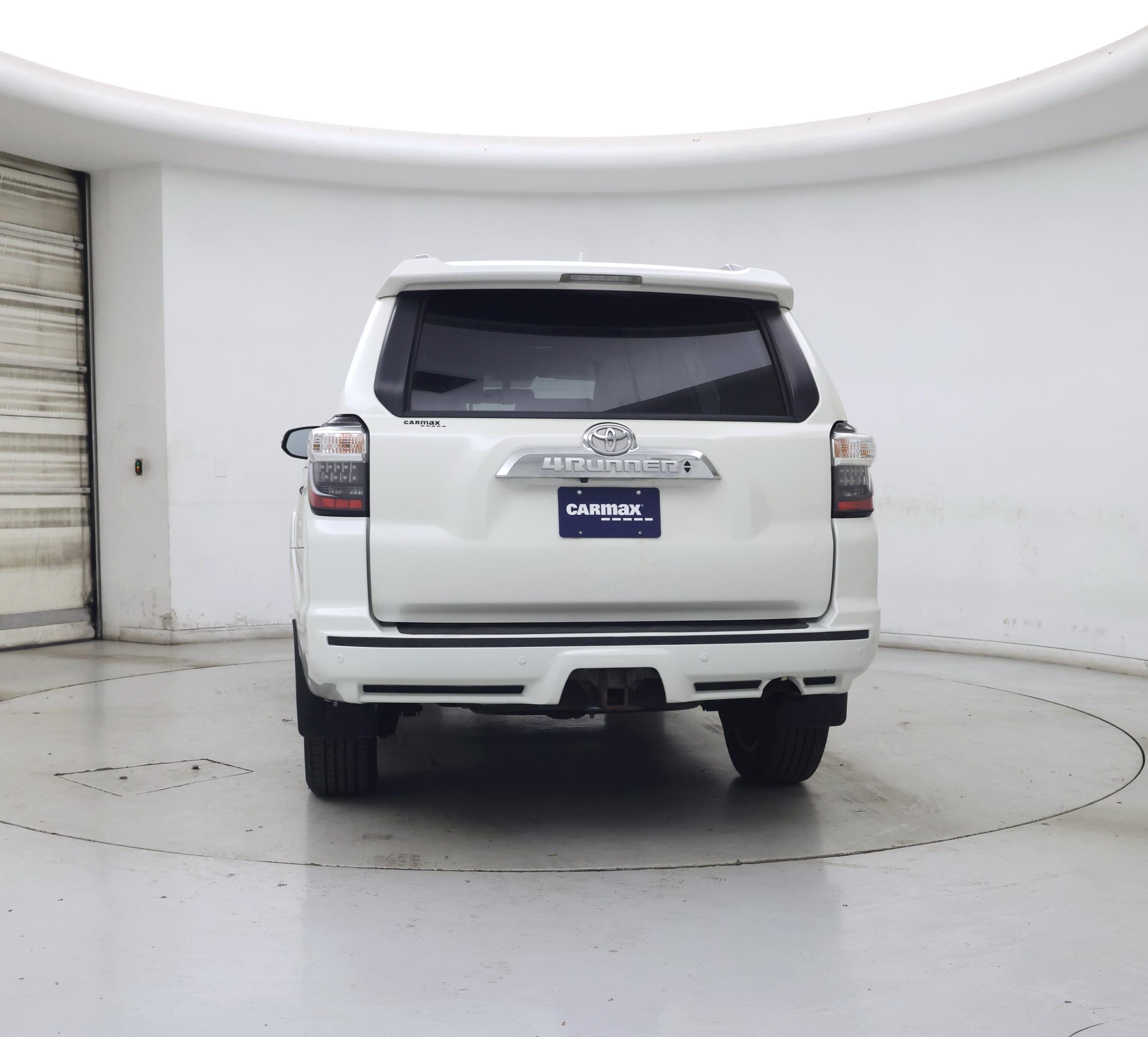 Thumbnail: 2018 Toyota 4Runner - 6