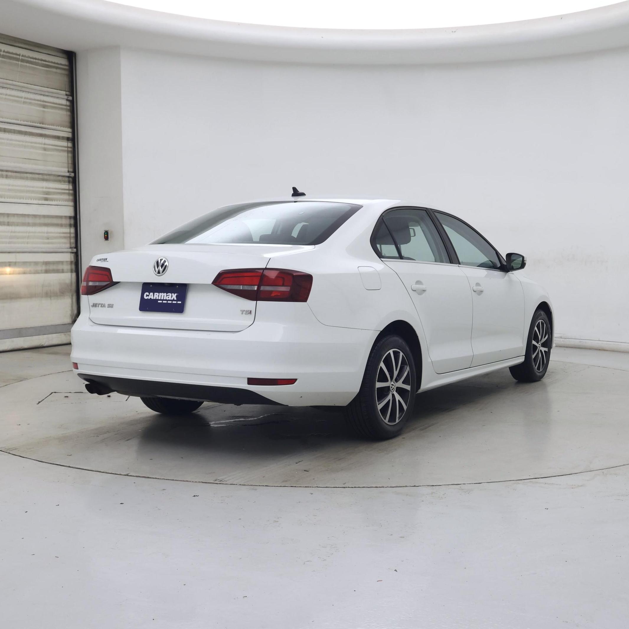 Thumbnail: 2017 Volkswagen Jetta - 8