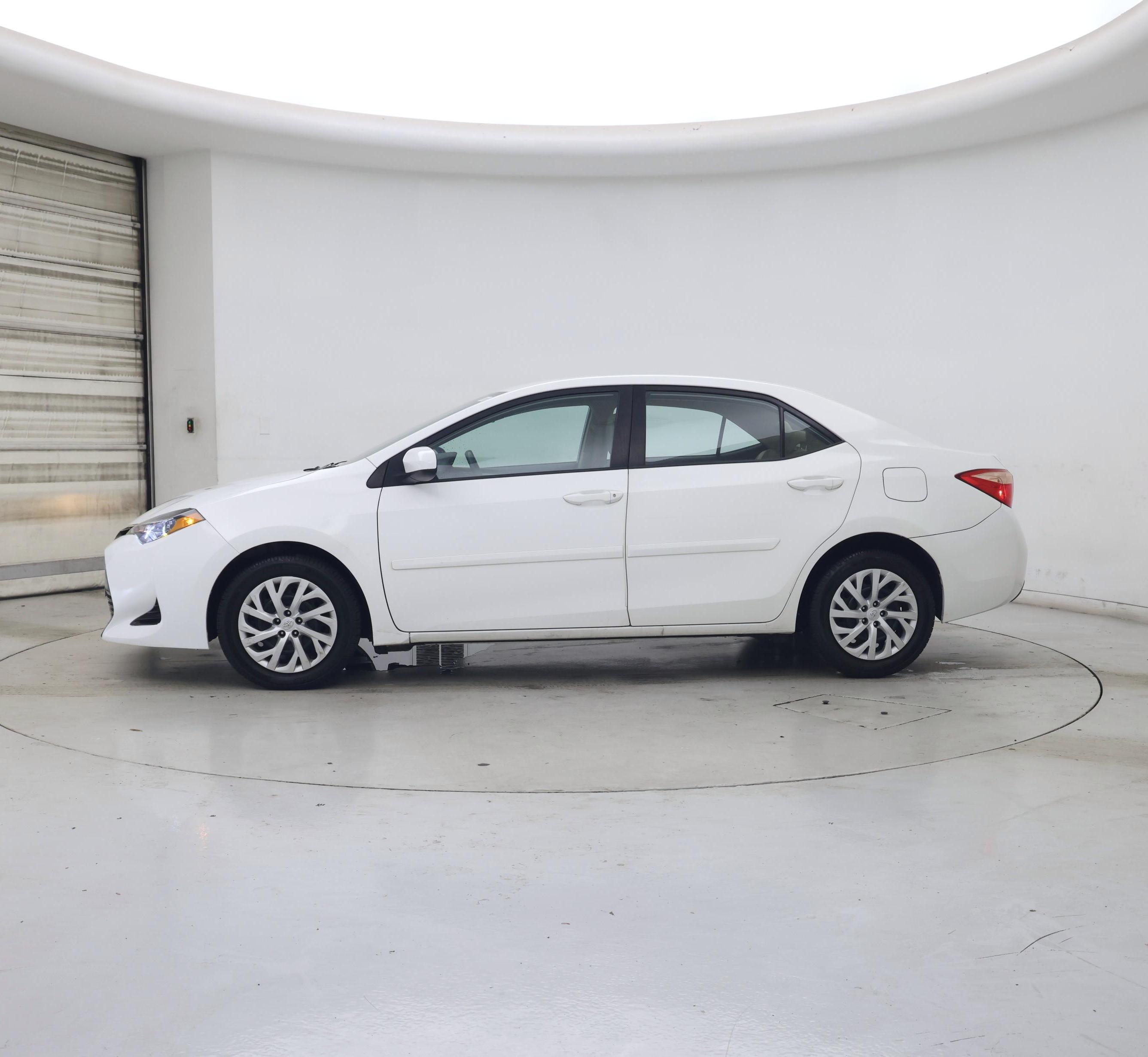Thumbnail: 2019 Toyota Corolla - 3