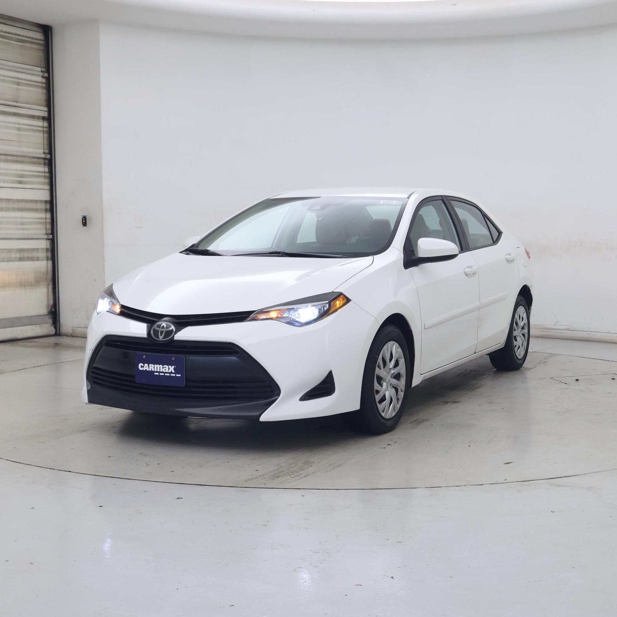 Thumbnail: 2019 Toyota Corolla - 4