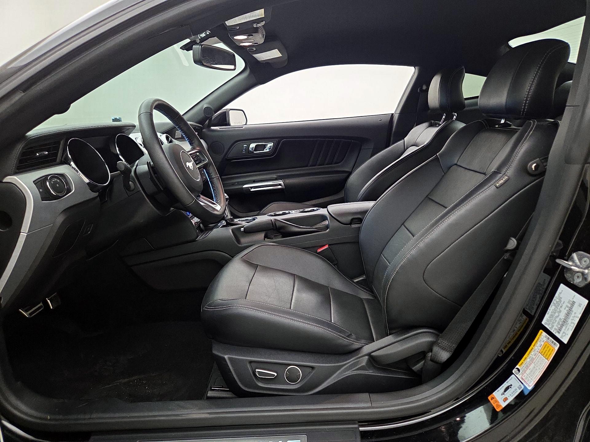 Thumbnail: 2016 Ford Mustang - 11