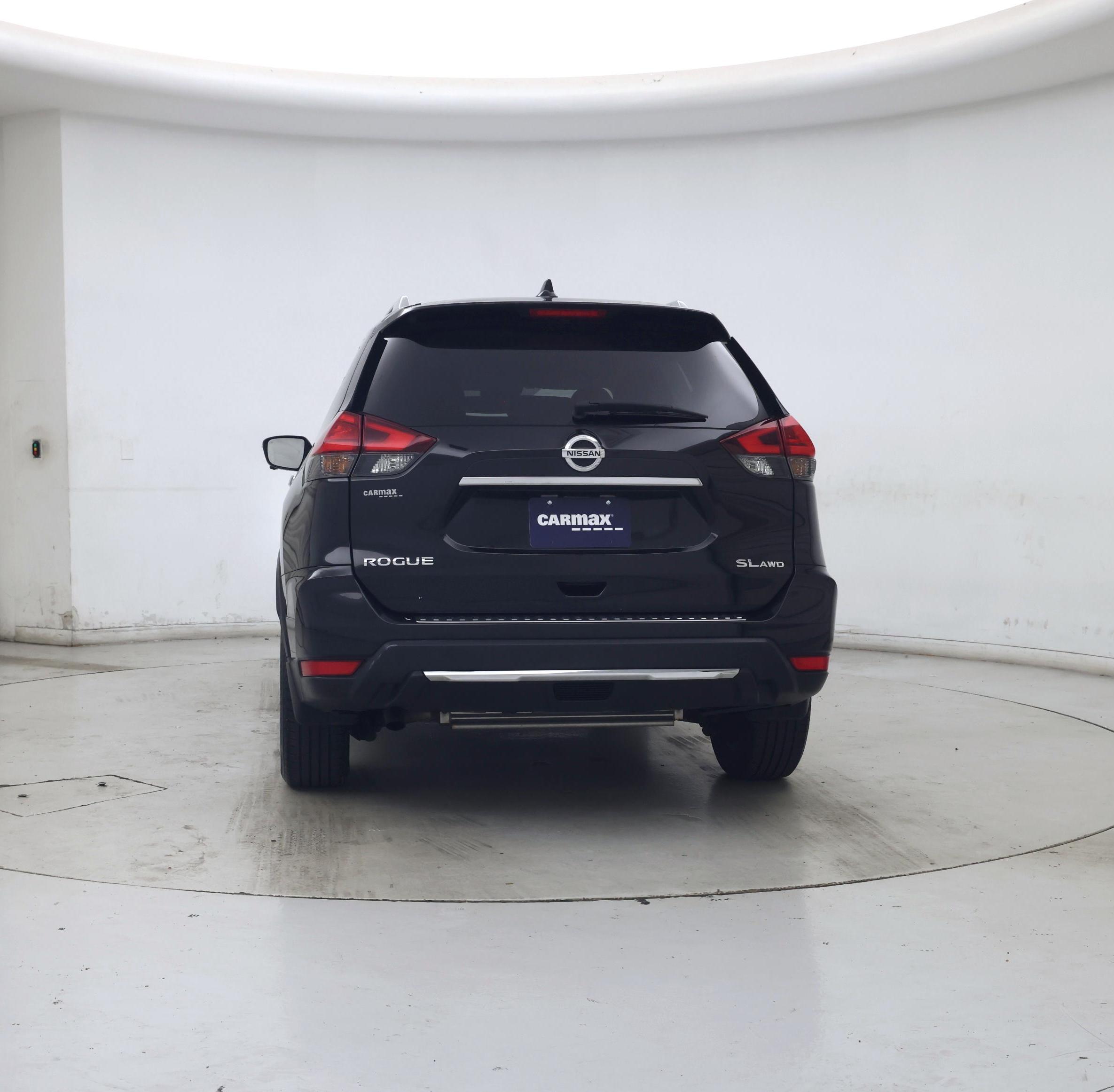 Thumbnail: 2017 Nissan Rogue - 6