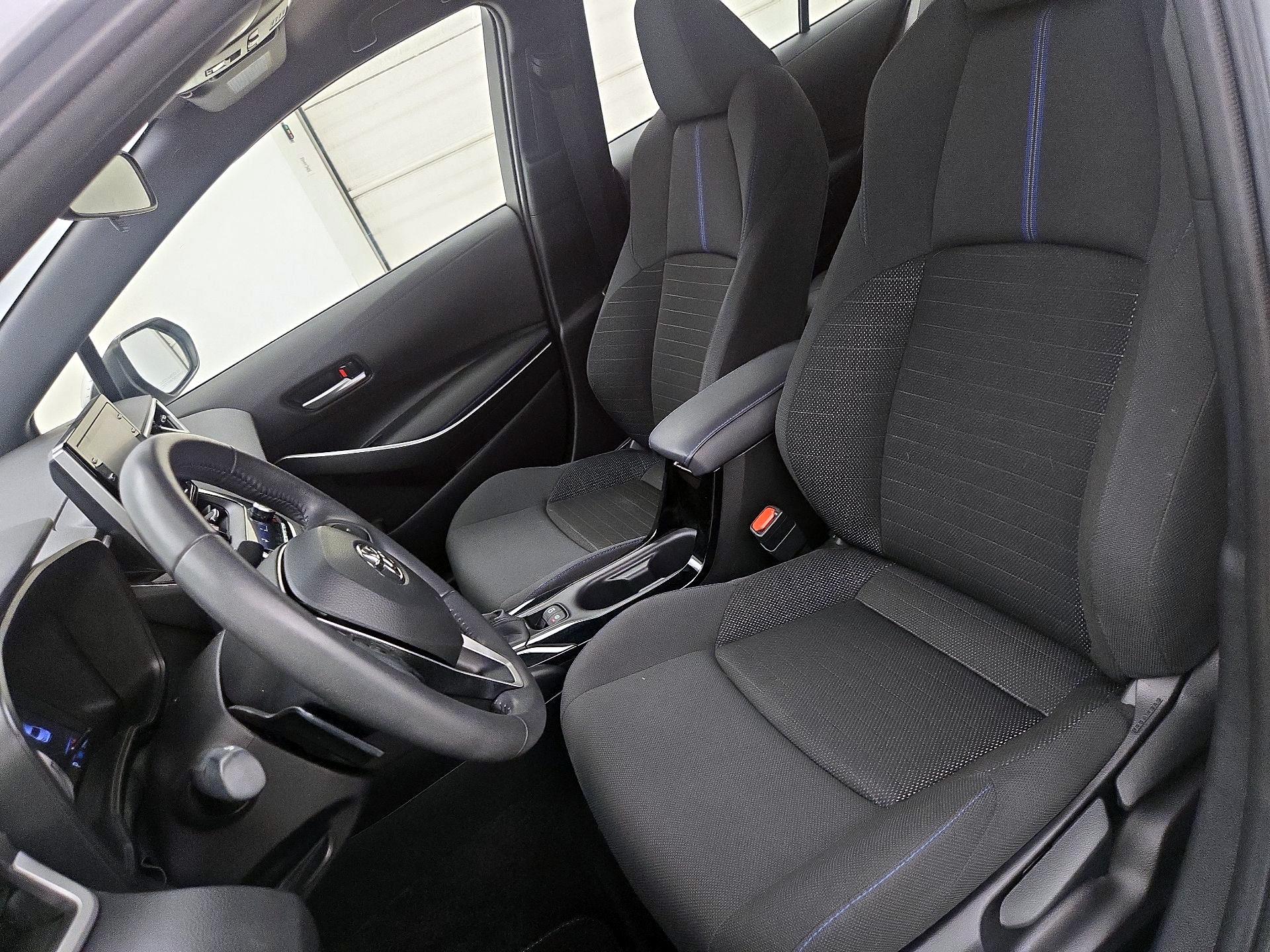 Thumbnail: 2021 Toyota Corolla - 11