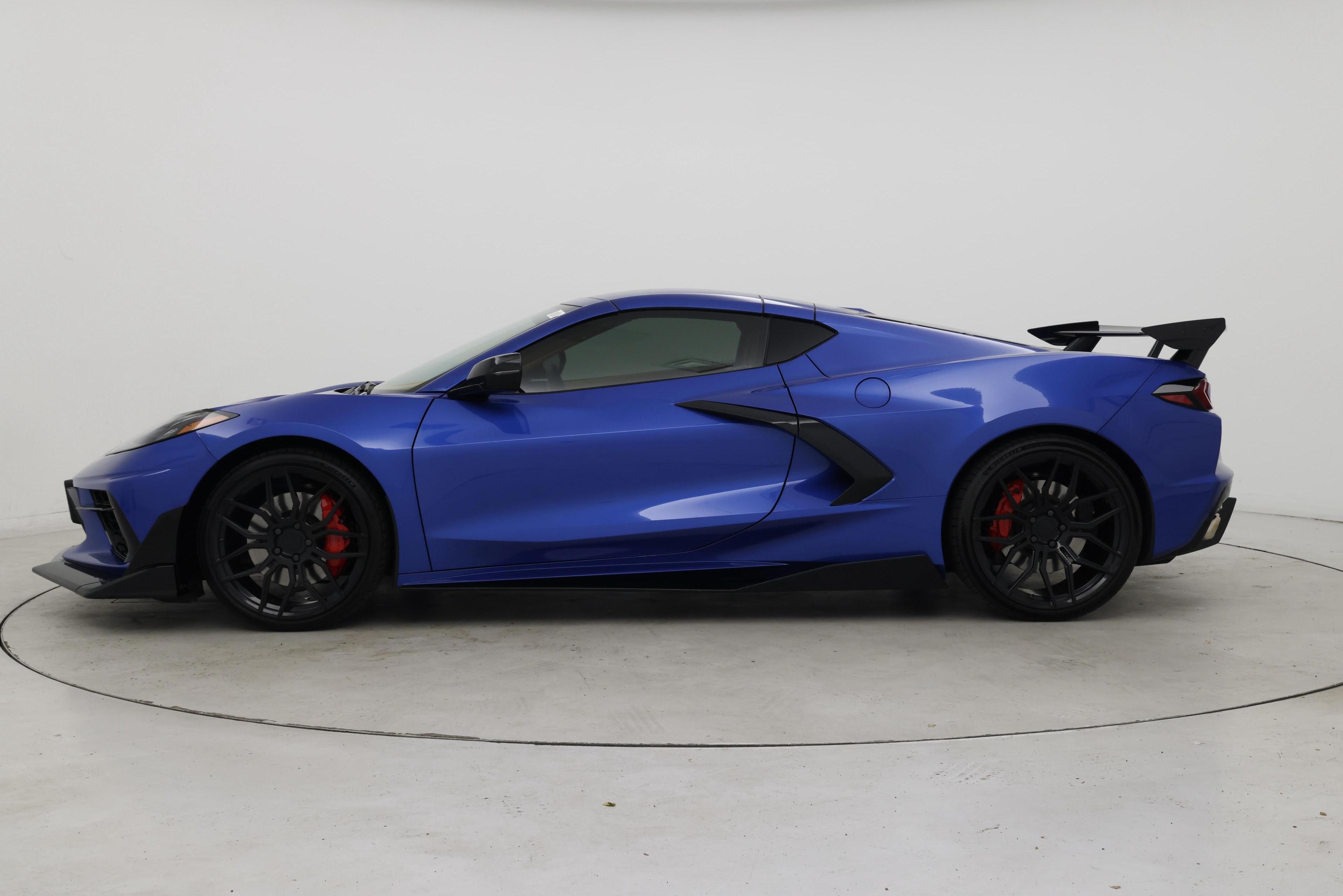 Thumbnail: 2020 Chevrolet Corvette - 3