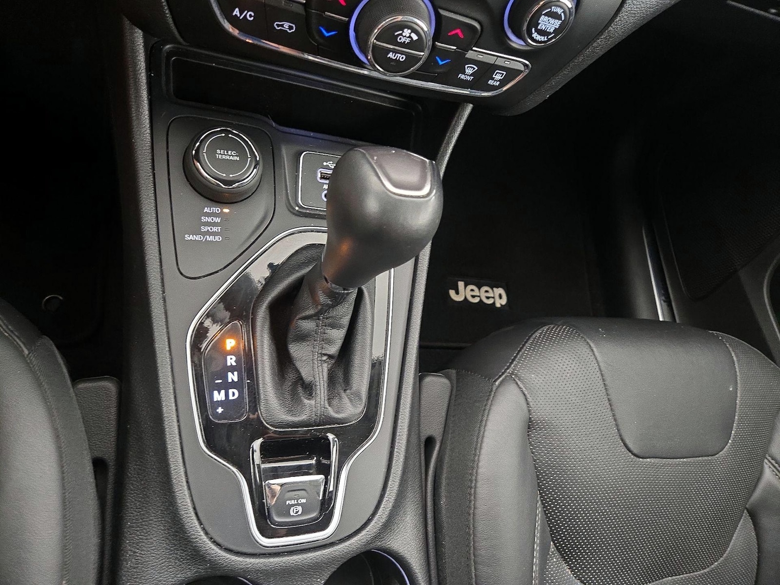 2019 Jeep Cherokee Limited - Photo 19